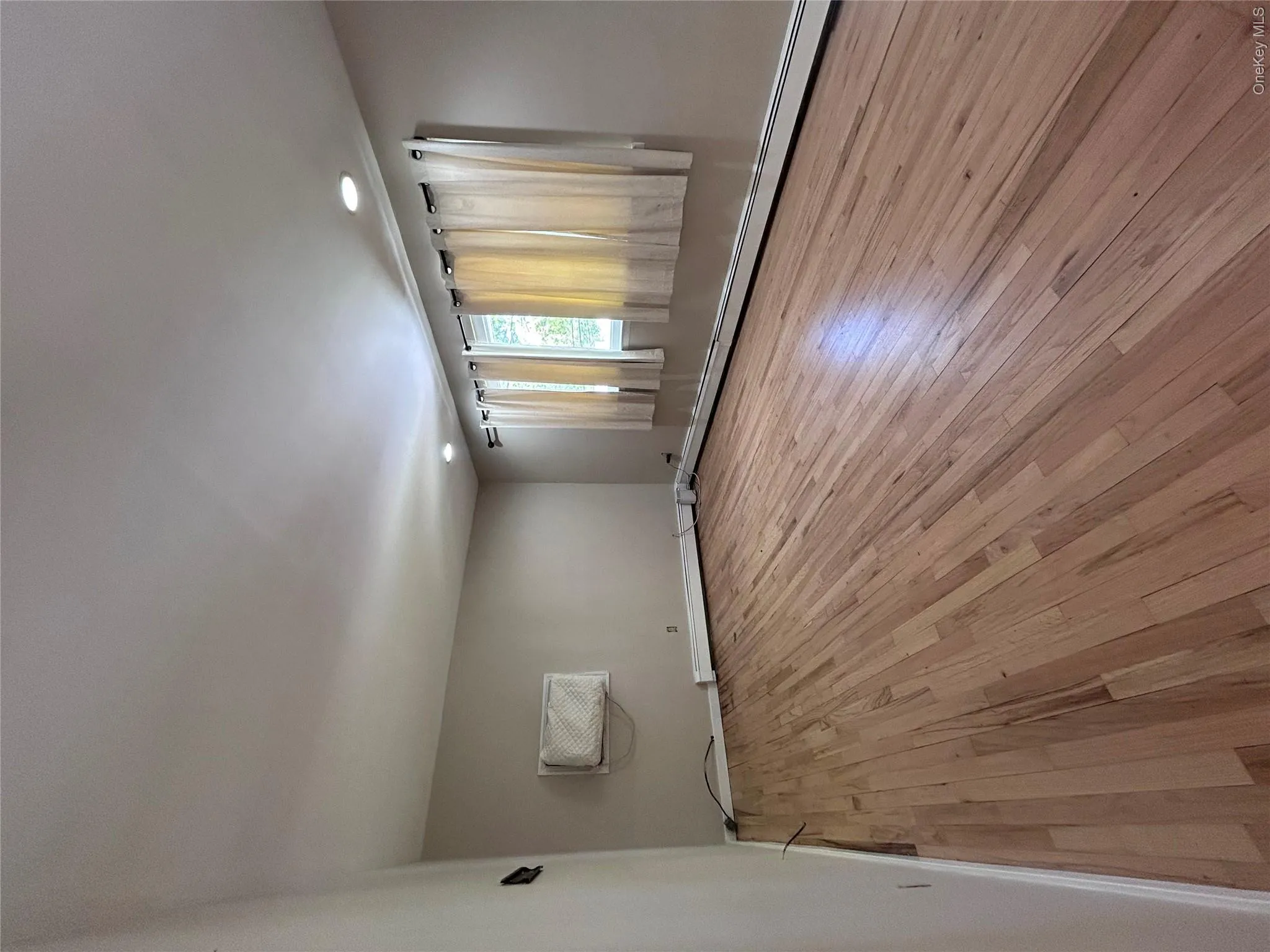 21a thorney Avenue, Huntington, NY, 4 Bedrooms Bedrooms, 9 Rooms Rooms,2 BathroomsBathrooms,Residential Lease,For Rent,thorney,0,996608 21a thorney Avenue, Huntington, NY, 4 Bedrooms Bedrooms, 9 Rooms Rooms,2 BathroomsBathrooms,Residential Lease,For Rent,thorney,0,996608