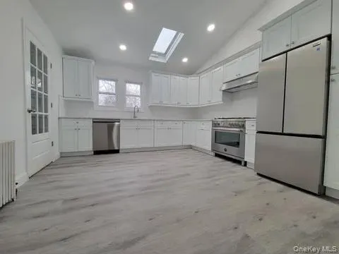 23-25 Lincoln Street, Babylon, NY, 3 Bedrooms Bedrooms, 6 Rooms Rooms,2 BathroomsBathrooms,Residential Lease,For Rent,Lincoln,0,996609 23-25 Lincoln Street, Babylon, NY, 3 Bedrooms Bedrooms, 6 Rooms Rooms,2 BathroomsBathrooms,Residential Lease,For Rent,Lincoln,0,996609