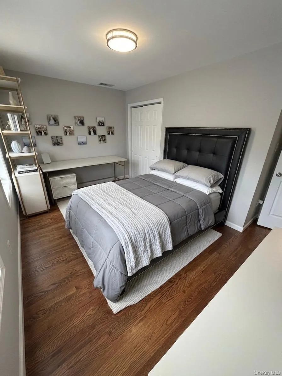 526 Fourth Avenue, Pelham, NY, 3 Bedrooms Bedrooms, 10 Rooms Rooms,2 BathroomsBathrooms,Residential Lease,For Rent,Fourth,0,996614 526 Fourth Avenue, Pelham, NY, 3 Bedrooms Bedrooms, 10 Rooms Rooms,2 BathroomsBathrooms,Residential Lease,For Rent,Fourth,0,996614