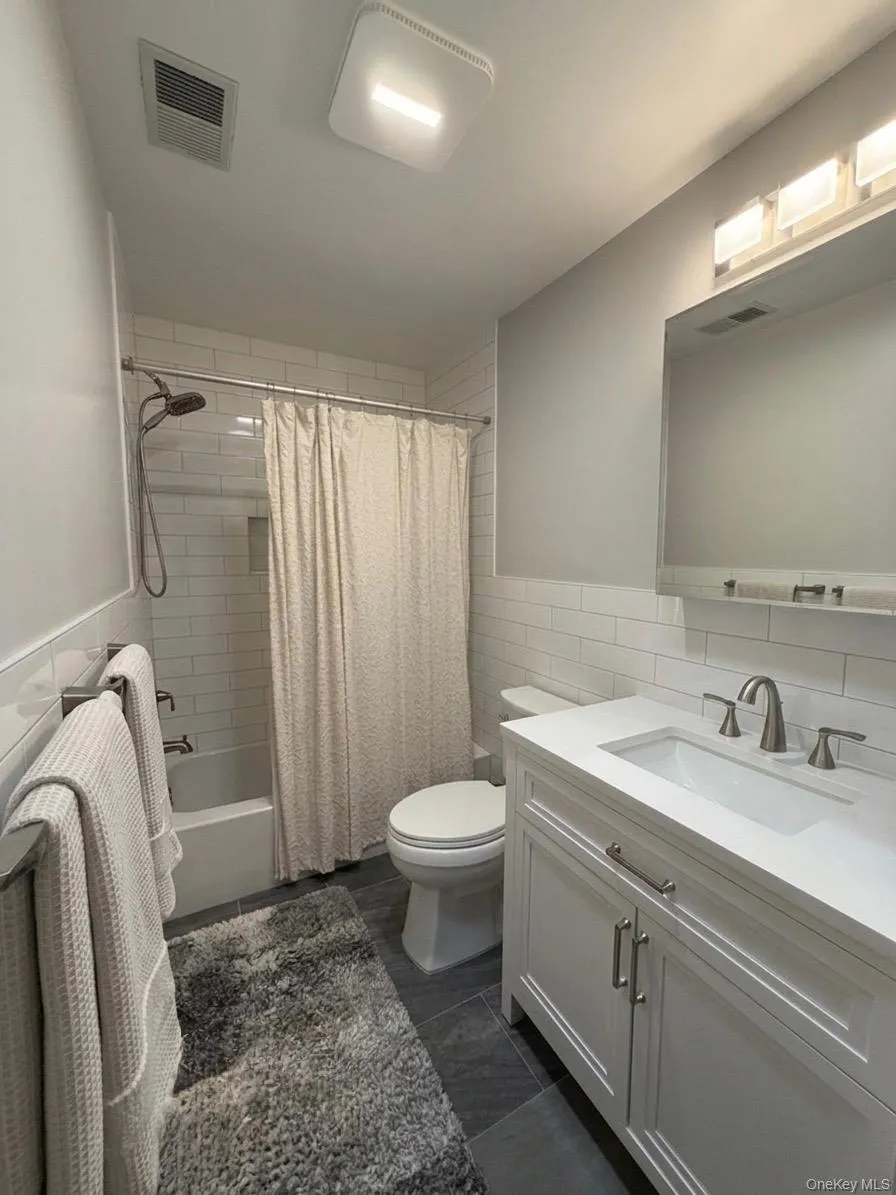 526 Fourth Avenue, Pelham, NY, 3 Bedrooms Bedrooms, 10 Rooms Rooms,2 BathroomsBathrooms,Residential Lease,For Rent,Fourth,0,996614 526 Fourth Avenue, Pelham, NY, 3 Bedrooms Bedrooms, 10 Rooms Rooms,2 BathroomsBathrooms,Residential Lease,For Rent,Fourth,0,996614