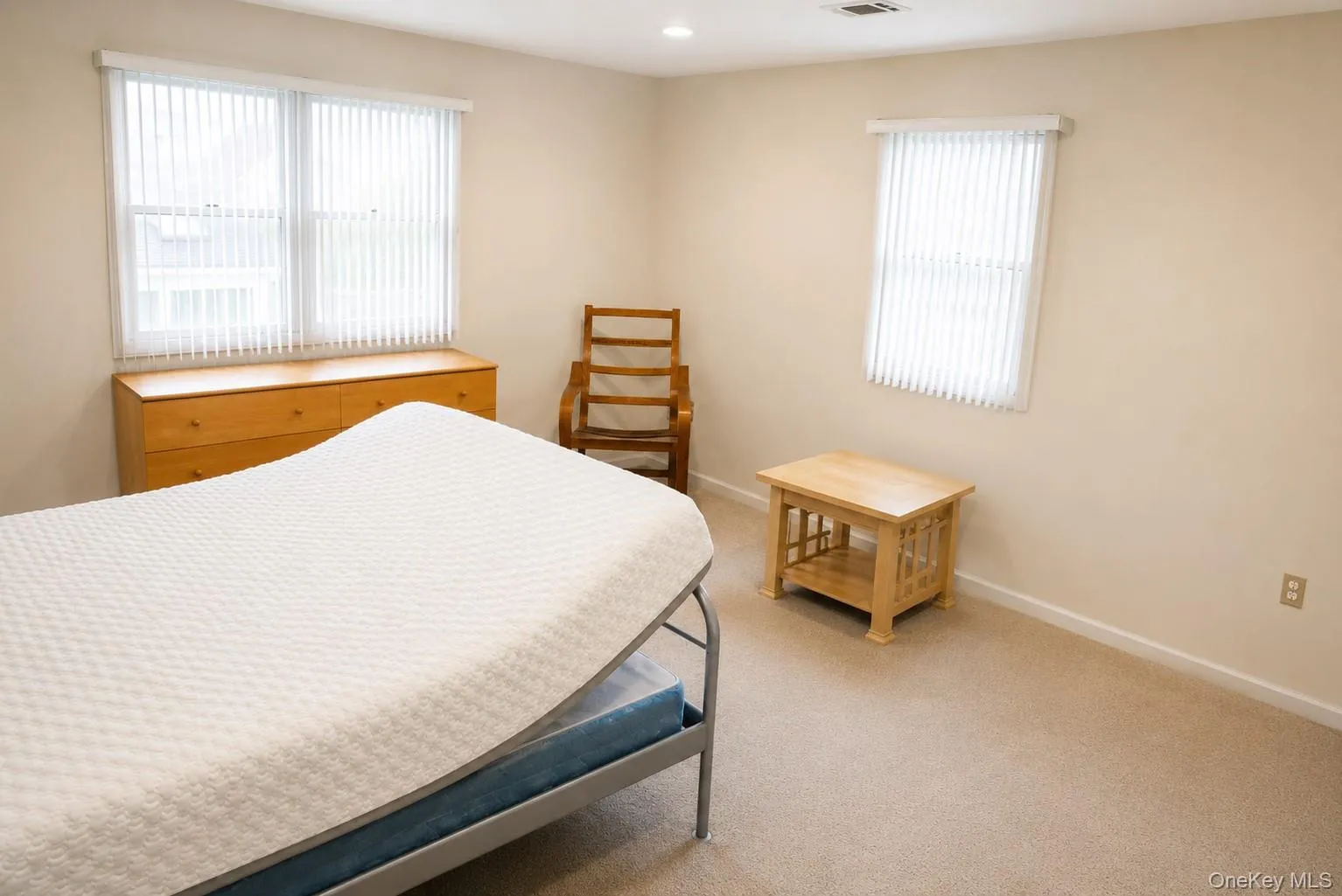 3837 Cordwood Lane, Hempstead, NY, 4 Bedrooms Bedrooms, 8 Rooms Rooms,3 BathroomsBathrooms,Residential,For Rent,Cordwood,0,KEY996626 3837 Cordwood Lane, Hempstead, NY, 4 Bedrooms Bedrooms, 8 Rooms Rooms,3 BathroomsBathrooms,Residential,For Rent,Cordwood,0,KEY996626