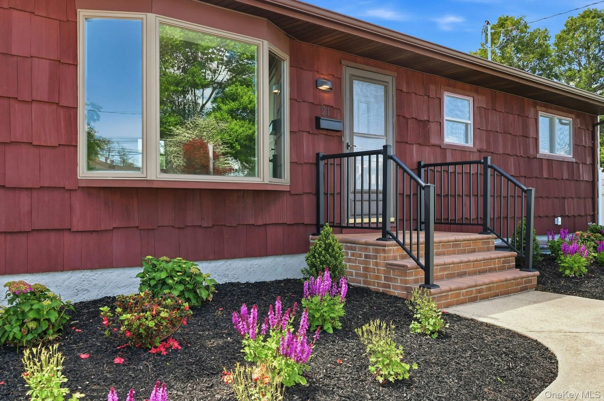 21 Robbins Street, Babylon, NY, 3 Bedrooms Bedrooms, 5 Rooms Rooms,2 BathroomsBathrooms,Residential,For Rent,Robbins,0,996633 21 Robbins Street, Babylon, NY, 3 Bedrooms Bedrooms, 5 Rooms Rooms,2 BathroomsBathrooms,Residential,For Rent,Robbins,0,996633
