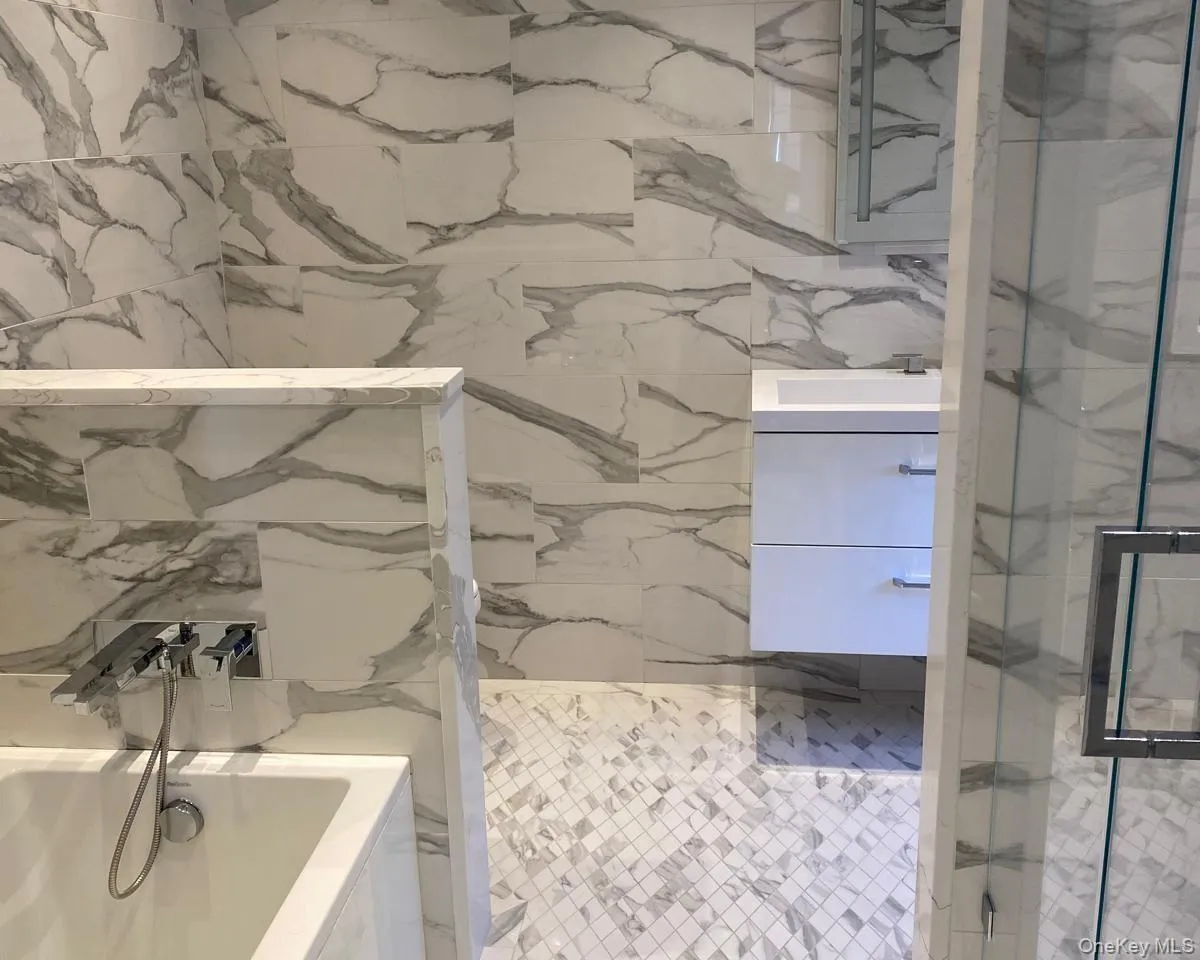 940 Smith Lane, Hempstead, NY, 6 Bedrooms Bedrooms, 11 Rooms Rooms,5 BathroomsBathrooms,Residential Lease,For Rent,Smith,0,996637 940 Smith Lane, Hempstead, NY, 6 Bedrooms Bedrooms, 11 Rooms Rooms,5 BathroomsBathrooms,Residential Lease,For Rent,Smith,0,996637