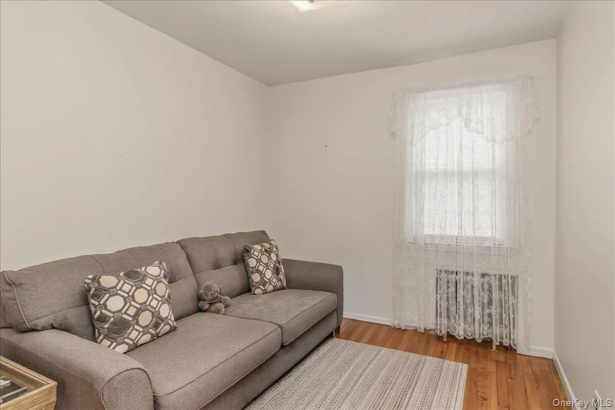 199-11 24th Avenue, New York, NY, 3 Bedrooms Bedrooms, 6 Rooms Rooms,2 BathroomsBathrooms,Residential Lease,For Rent,24th,0,996642 199-11 24th Avenue, New York, NY, 3 Bedrooms Bedrooms, 6 Rooms Rooms,2 BathroomsBathrooms,Residential Lease,For Rent,24th,0,996642