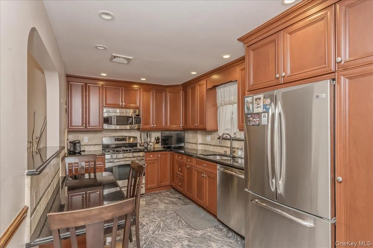 199-11 24th Avenue, New York, NY, 3 Bedrooms Bedrooms, 6 Rooms Rooms,2 BathroomsBathrooms,Residential Lease,For Rent,24th,0,996642 199-11 24th Avenue, New York, NY, 3 Bedrooms Bedrooms, 6 Rooms Rooms,2 BathroomsBathrooms,Residential Lease,For Rent,24th,0,996642