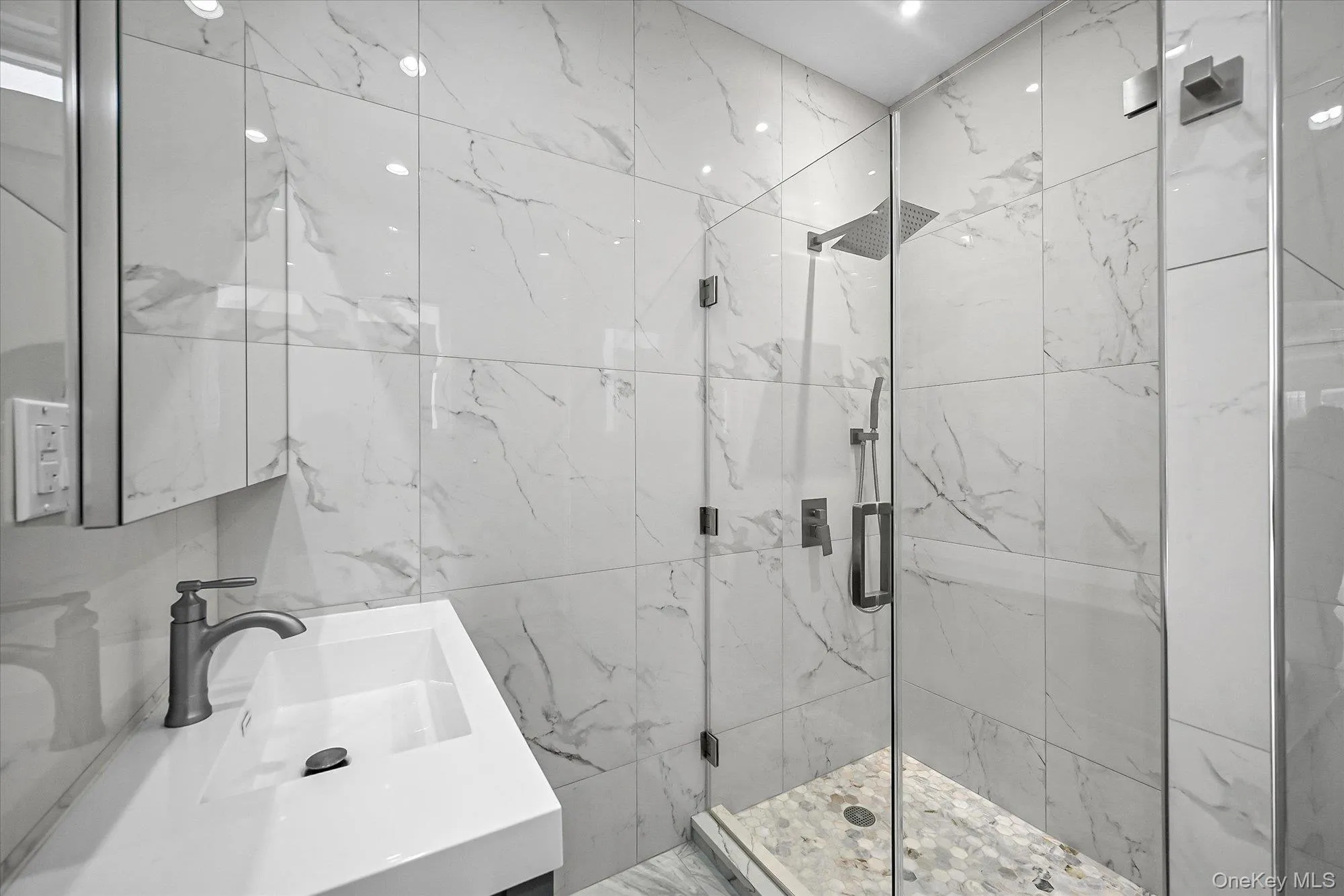 154-25 13th Avenue, New York, NY, 3 Bedrooms Bedrooms, 7 Rooms Rooms,2 BathroomsBathrooms,Residential Lease,For Rent,13th,0,996671 154-25 13th Avenue, New York, NY, 3 Bedrooms Bedrooms, 7 Rooms Rooms,2 BathroomsBathrooms,Residential Lease,For Rent,13th,0,996671
