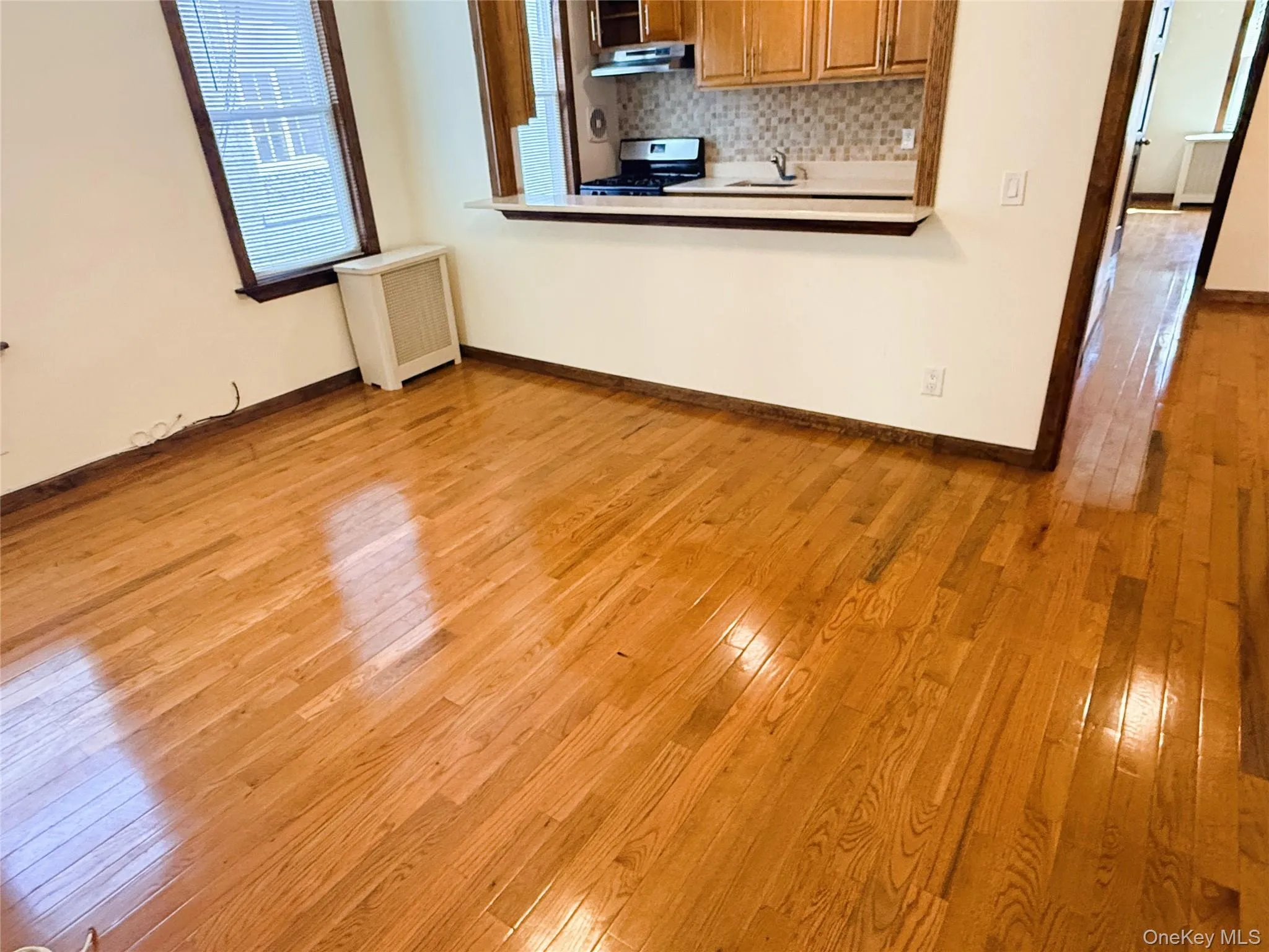 5017 41st Street, New York, NY, 3 Bedrooms Bedrooms, 7 Rooms Rooms,1 BathroomBathrooms,Residential Lease,For Rent,41st,0,996678 5017 41st Street, New York, NY, 3 Bedrooms Bedrooms, 7 Rooms Rooms,1 BathroomBathrooms,Residential Lease,For Rent,41st,0,996678