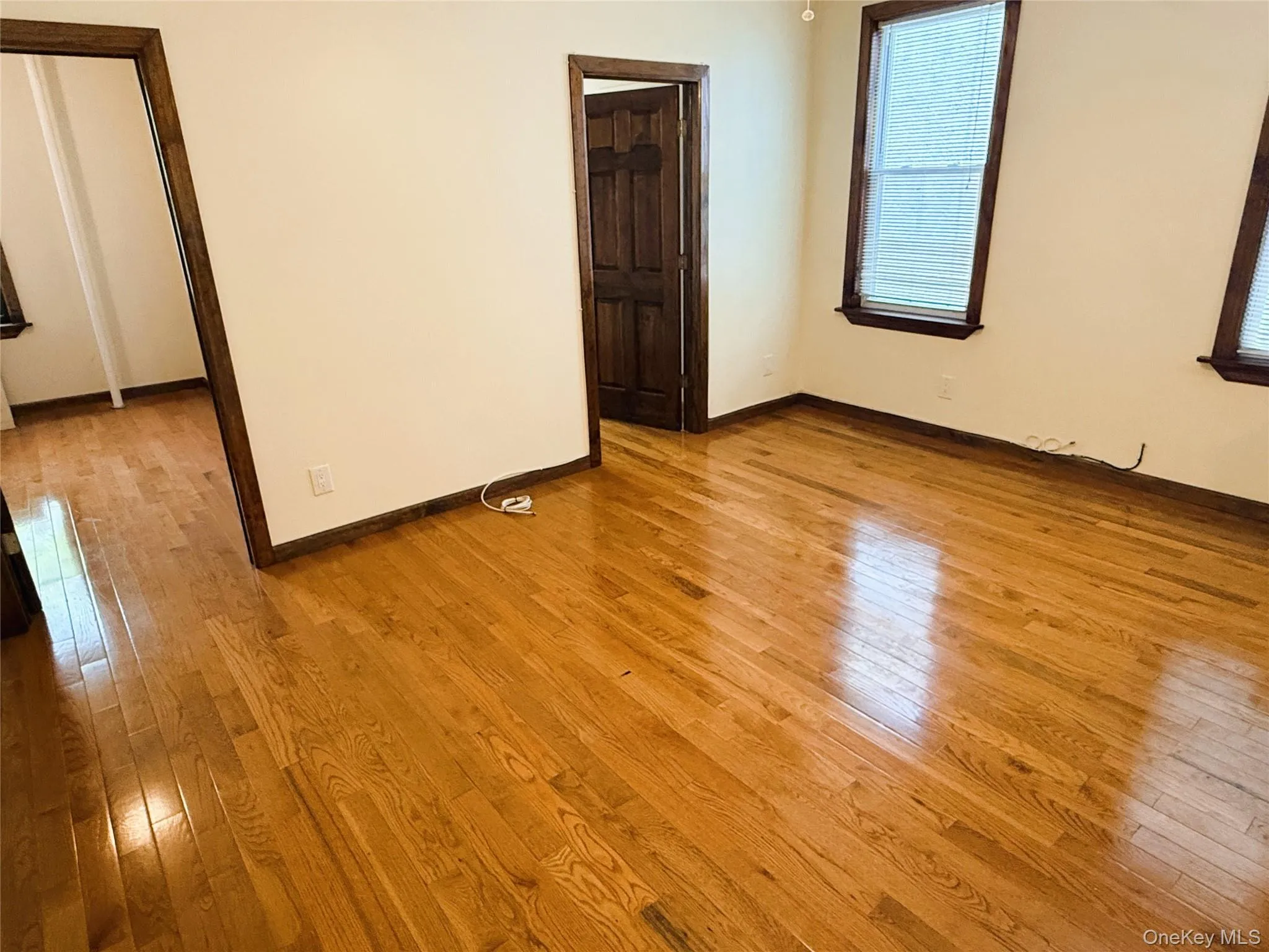 5017 41st Street, New York, NY, 3 Bedrooms Bedrooms, 7 Rooms Rooms,1 BathroomBathrooms,Residential Lease,For Rent,41st,0,996678 5017 41st Street, New York, NY, 3 Bedrooms Bedrooms, 7 Rooms Rooms,1 BathroomBathrooms,Residential Lease,For Rent,41st,0,996678