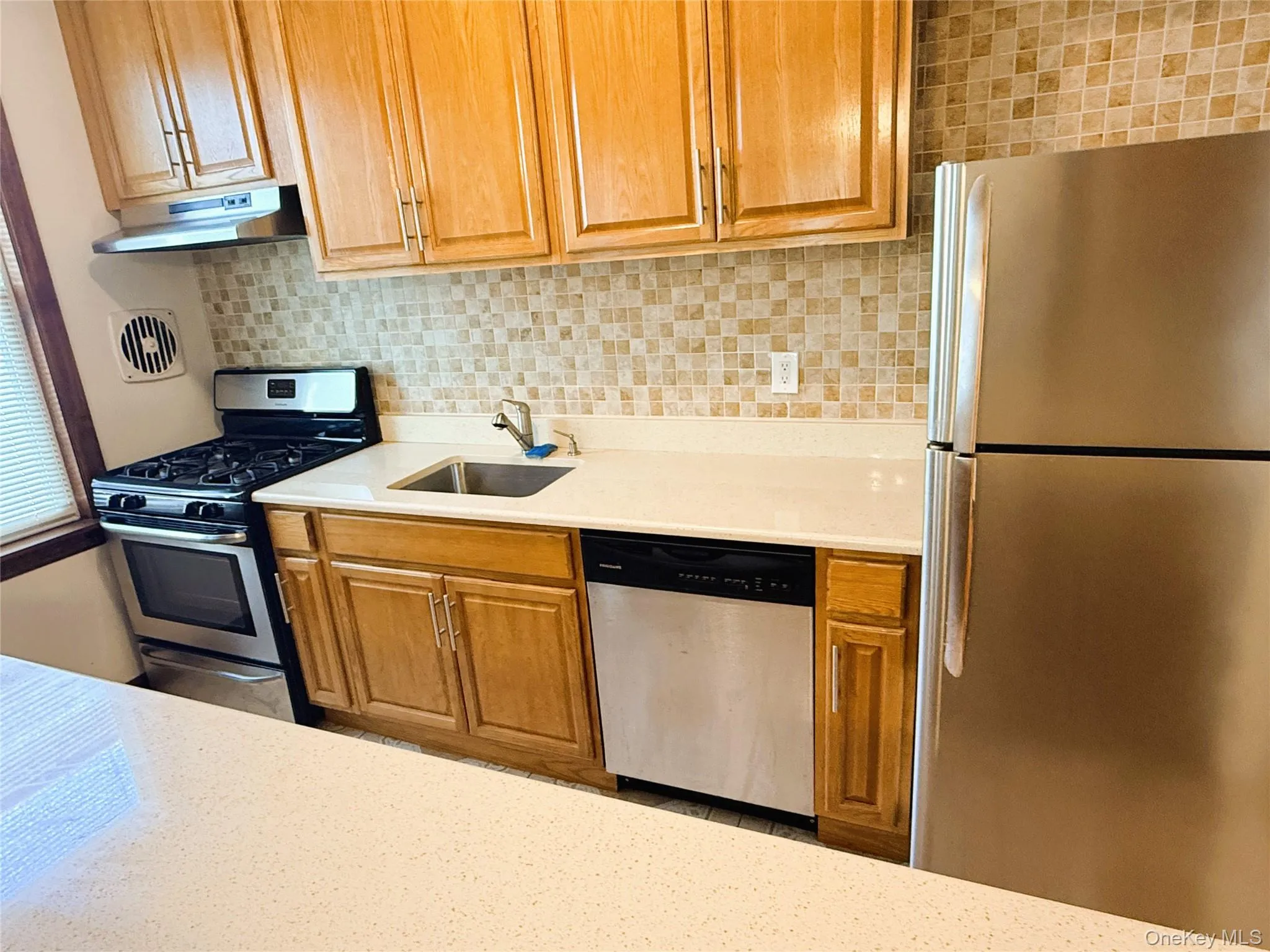 5017 41st Street, New York, NY, 3 Bedrooms Bedrooms, 7 Rooms Rooms,1 BathroomBathrooms,Residential Lease,For Rent,41st,0,996678 5017 41st Street, New York, NY, 3 Bedrooms Bedrooms, 7 Rooms Rooms,1 BathroomBathrooms,Residential Lease,For Rent,41st,0,996678