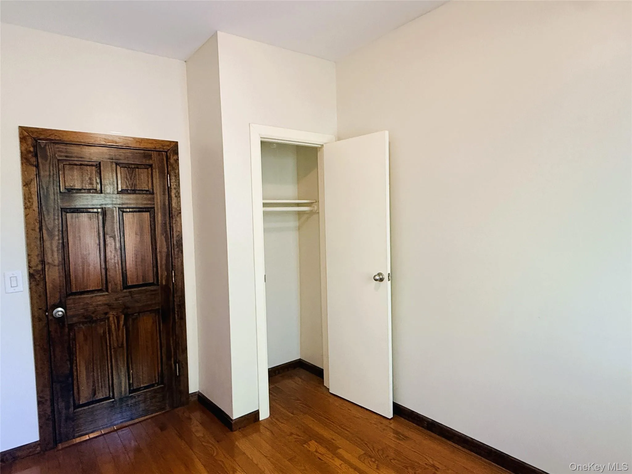 5017 41st Street, New York, NY, 3 Bedrooms Bedrooms, 7 Rooms Rooms,1 BathroomBathrooms,Residential Lease,For Rent,41st,0,996678 5017 41st Street, New York, NY, 3 Bedrooms Bedrooms, 7 Rooms Rooms,1 BathroomBathrooms,Residential Lease,For Rent,41st,0,996678