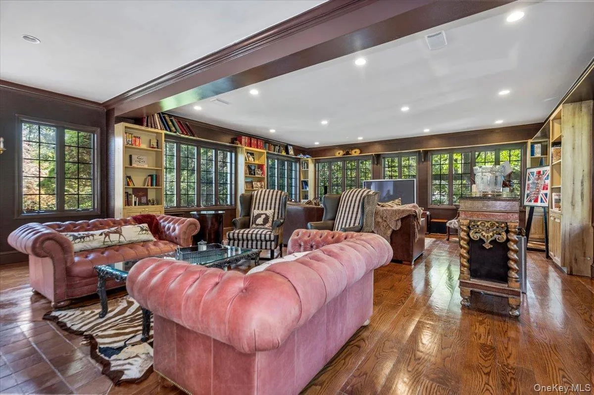126 Station Road, North Hempstead, NY, 5 Bedrooms Bedrooms, 11 Rooms Rooms,4 BathroomsBathrooms,Residential,For Rent,Station,0,996679 126 Station Road, North Hempstead, NY, 5 Bedrooms Bedrooms, 11 Rooms Rooms,4 BathroomsBathrooms,Residential,For Rent,Station,0,996679