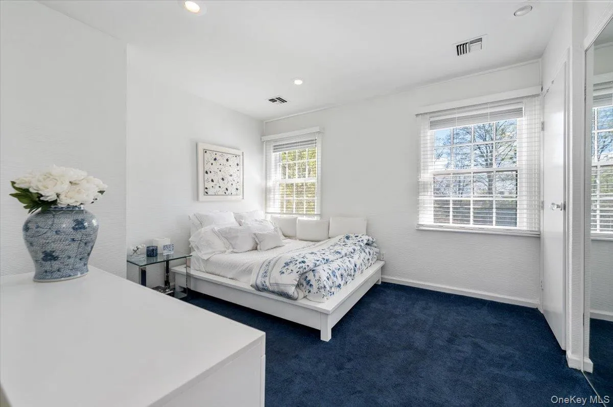 126 Station Road, North Hempstead, NY, 5 Bedrooms Bedrooms, 11 Rooms Rooms,4 BathroomsBathrooms,Residential,For Rent,Station,0,996679 126 Station Road, North Hempstead, NY, 5 Bedrooms Bedrooms, 11 Rooms Rooms,4 BathroomsBathrooms,Residential,For Rent,Station,0,996679