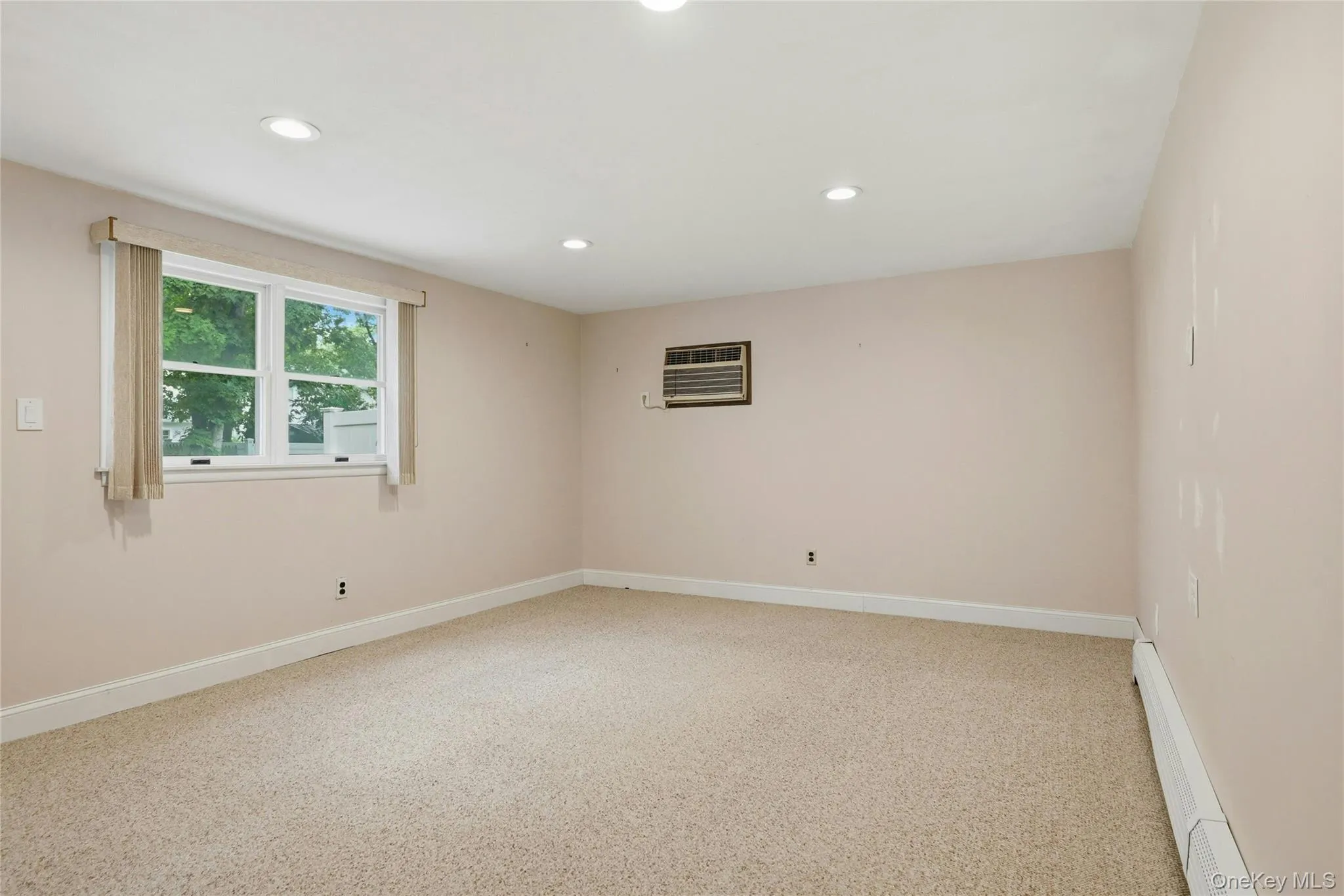 2 Cub Road, Brookhaven, NY, 5 Bedrooms Bedrooms, 10 Rooms Rooms,2 BathroomsBathrooms,Residential,For Rent,Cub,0,KEY996694 2 Cub Road, Brookhaven, NY, 5 Bedrooms Bedrooms, 10 Rooms Rooms,2 BathroomsBathrooms,Residential,For Rent,Cub,0,KEY996694