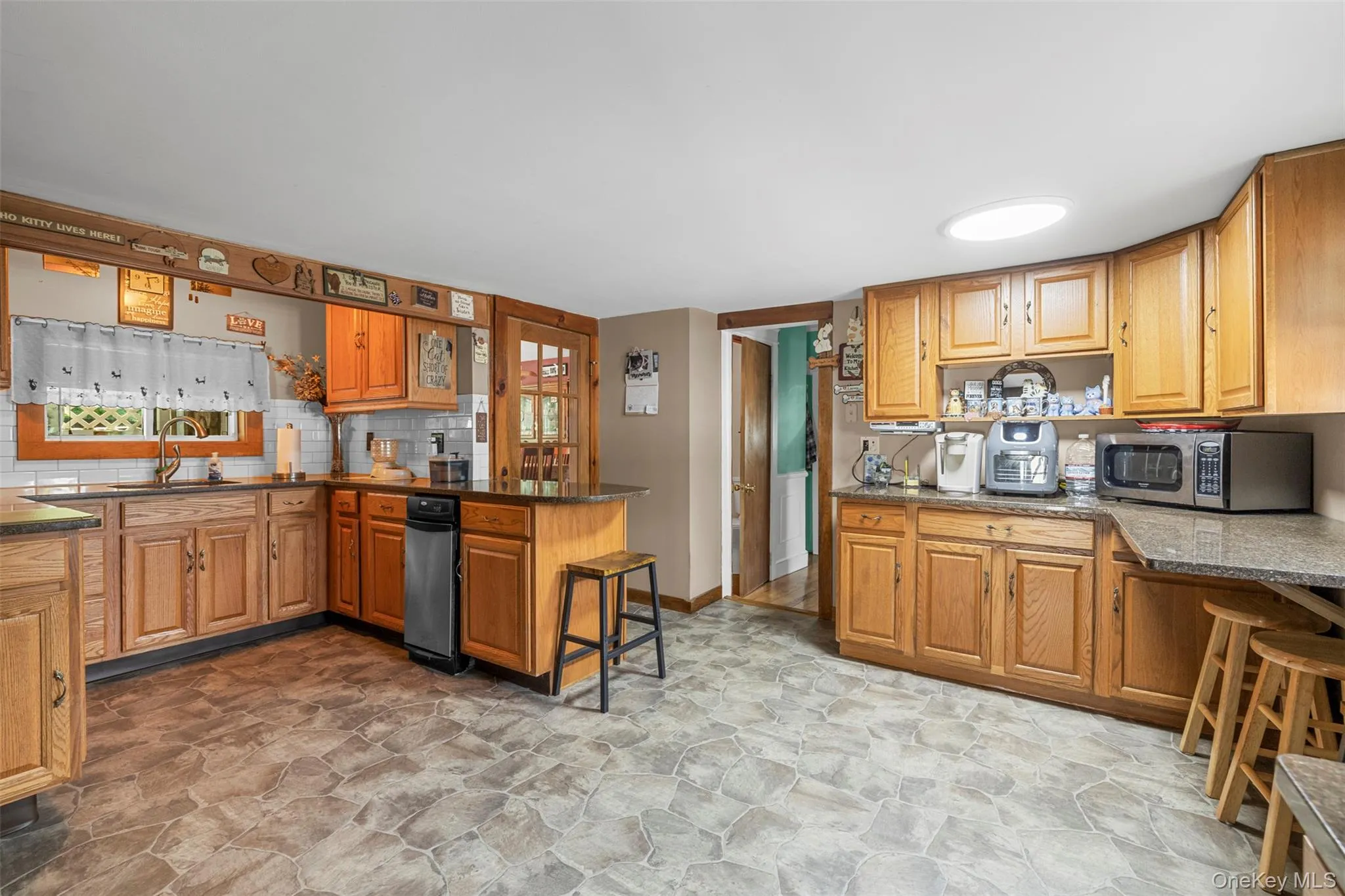 421 Orchard Drive, Plattekill, NY, 4 Bedrooms Bedrooms, 9 Rooms Rooms,1 BathroomBathrooms,Residential,For Rent,Orchard,0,996697 421 Orchard Drive, Plattekill, NY, 4 Bedrooms Bedrooms, 9 Rooms Rooms,1 BathroomBathrooms,Residential,For Rent,Orchard,0,996697