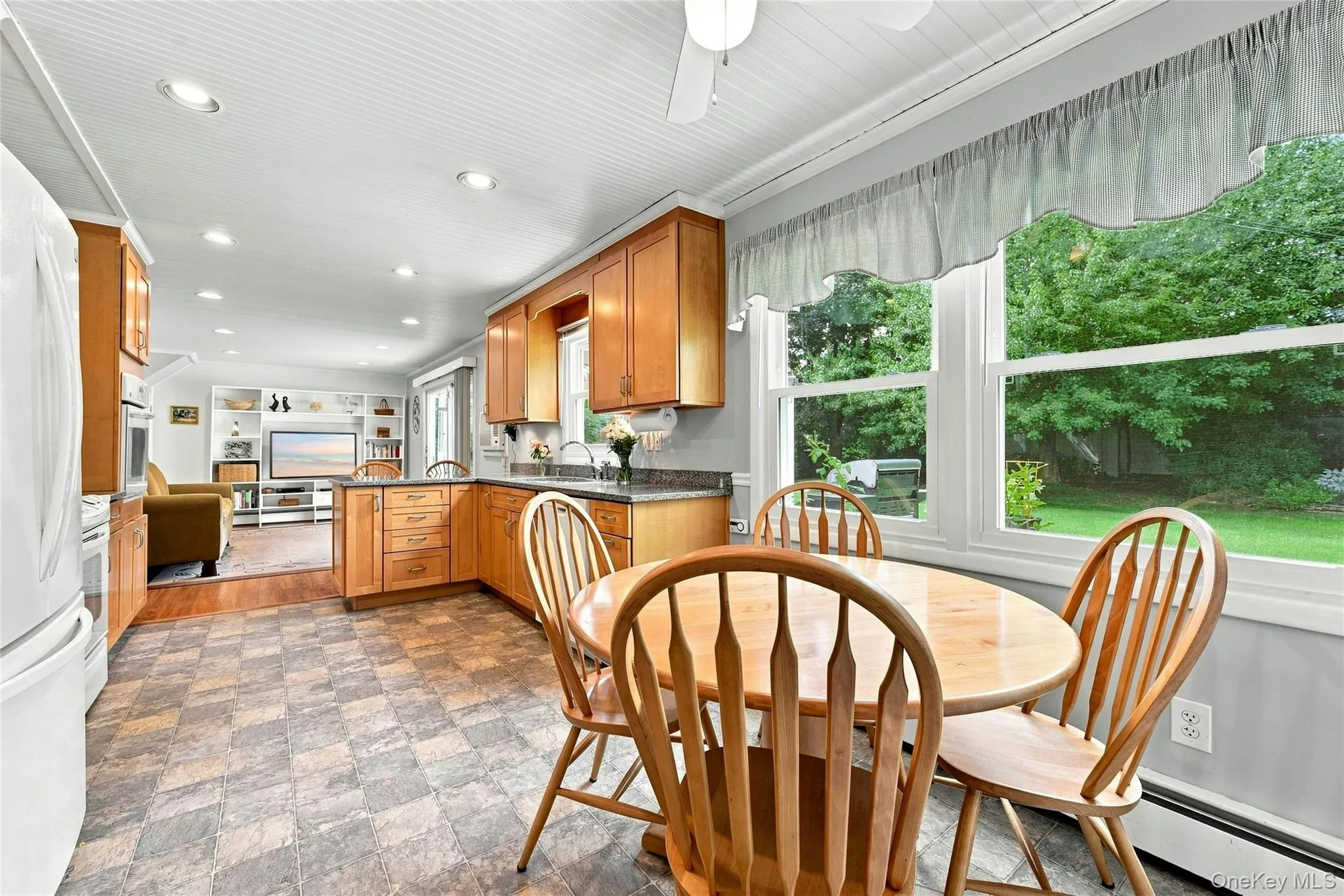 20 Hastings Drive, Brookhaven, NY, 4 Bedrooms Bedrooms, 8 Rooms Rooms,2 BathroomsBathrooms,Residential,For Rent,Hastings,0,996703 20 Hastings Drive, Brookhaven, NY, 4 Bedrooms Bedrooms, 8 Rooms Rooms,2 BathroomsBathrooms,Residential,For Rent,Hastings,0,996703