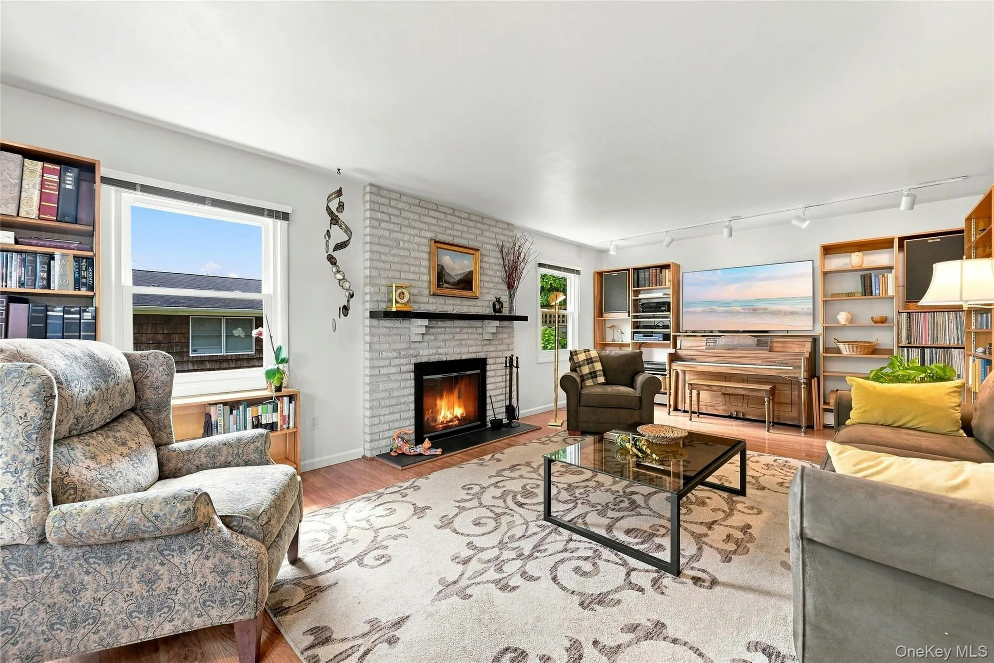 20 Hastings Drive, Brookhaven, NY, 4 Bedrooms Bedrooms, 8 Rooms Rooms,2 BathroomsBathrooms,Residential,For Rent,Hastings,0,996703 20 Hastings Drive, Brookhaven, NY, 4 Bedrooms Bedrooms, 8 Rooms Rooms,2 BathroomsBathrooms,Residential,For Rent,Hastings,0,996703