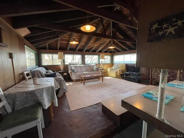 1834A Edwards Avenue, Riverhead, NY, 3 Bedrooms Bedrooms, 6 Rooms Rooms,1 BathroomBathrooms,Residential Lease,For Rent,Edwards,0,996704 1834A Edwards Avenue, Riverhead, NY, 3 Bedrooms Bedrooms, 6 Rooms Rooms,1 BathroomBathrooms,Residential Lease,For Rent,Edwards,0,996704