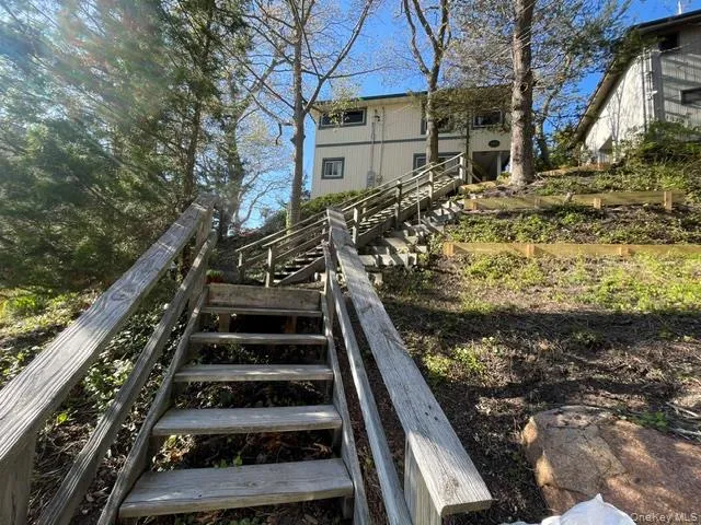 1834A Edwards Avenue, Riverhead, NY, 3 Bedrooms Bedrooms, 6 Rooms Rooms,1 BathroomBathrooms,Residential Lease,For Rent,Edwards,0,996704 1834A Edwards Avenue, Riverhead, NY, 3 Bedrooms Bedrooms, 6 Rooms Rooms,1 BathroomBathrooms,Residential Lease,For Rent,Edwards,0,996704