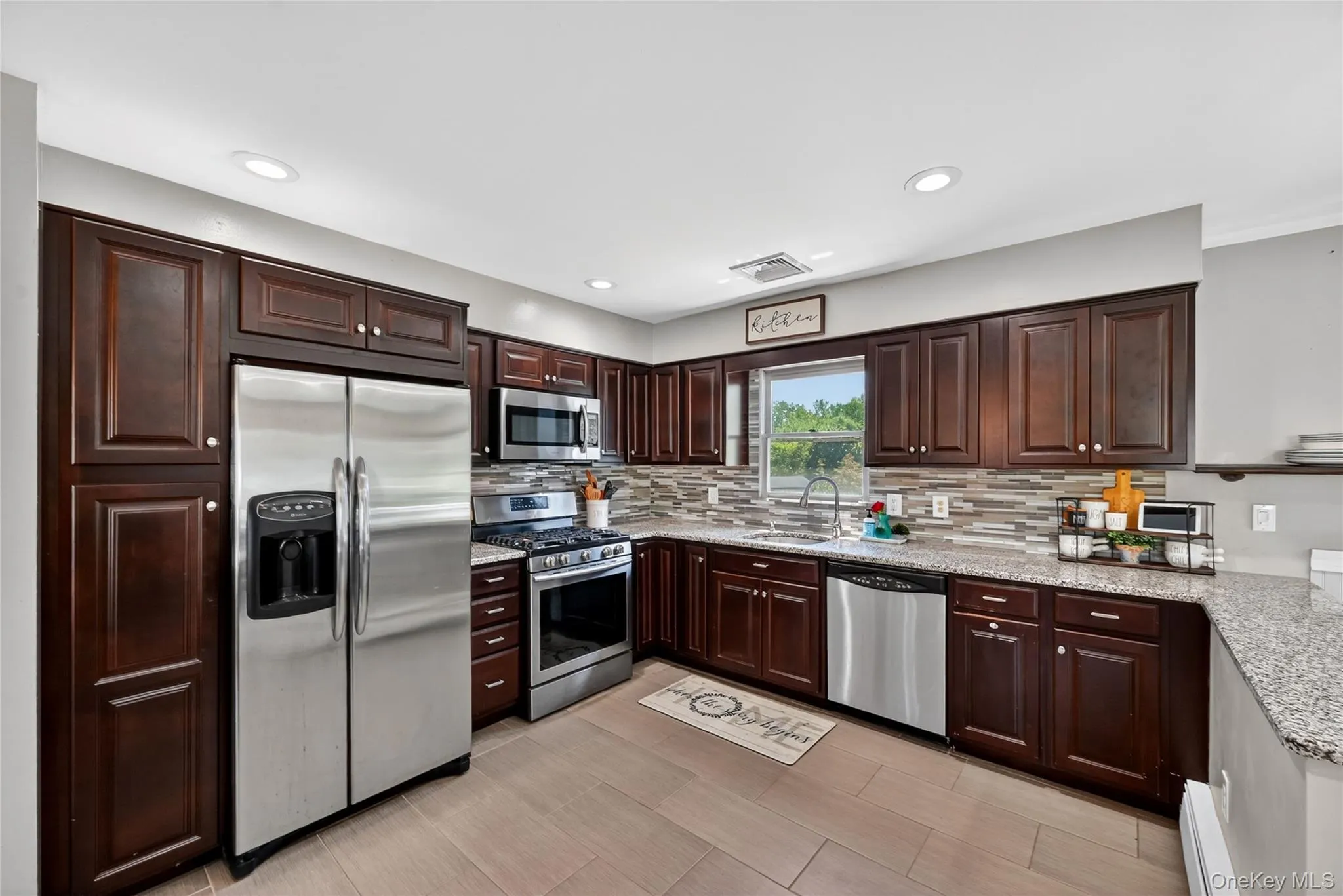 19 Sutherland Drive, Monroe, NY, 4 Bedrooms Bedrooms, 8 Rooms Rooms,1 BathroomBathrooms,Residential,For Rent,Sutherland,0,996717 19 Sutherland Drive, Monroe, NY, 4 Bedrooms Bedrooms, 8 Rooms Rooms,1 BathroomBathrooms,Residential,For Rent,Sutherland,0,996717