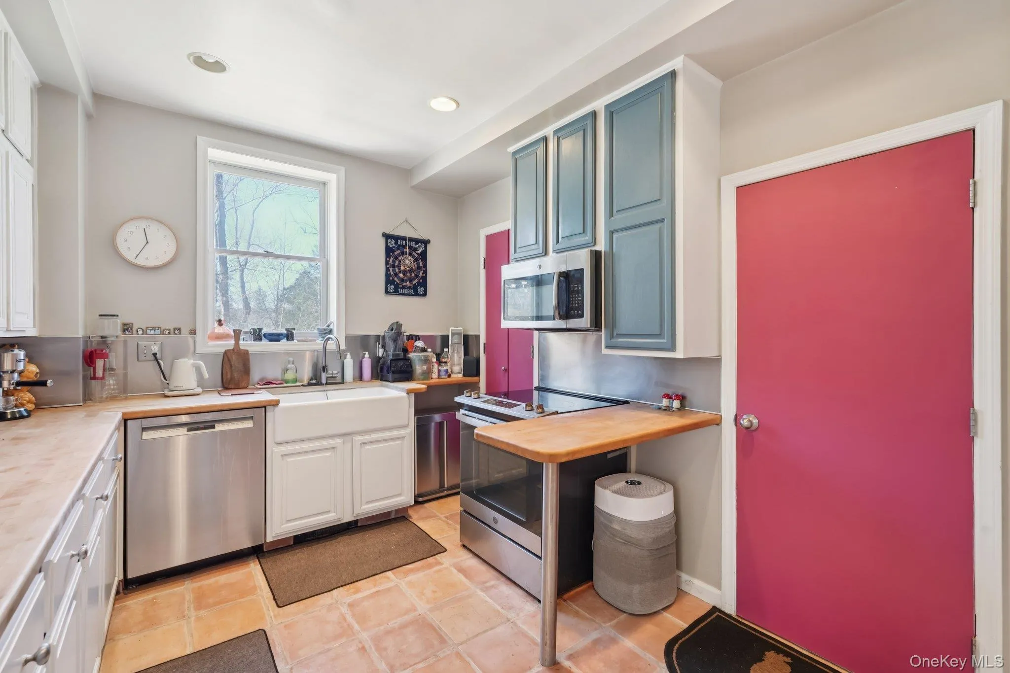 56 Clubhouse Road, Tuxedo, NY, 3 Bedrooms Bedrooms, 5 Rooms Rooms,2 BathroomsBathrooms,Residential Lease,For Rent,Clubhouse,0,996719 56 Clubhouse Road, Tuxedo, NY, 3 Bedrooms Bedrooms, 5 Rooms Rooms,2 BathroomsBathrooms,Residential Lease,For Rent,Clubhouse,0,996719