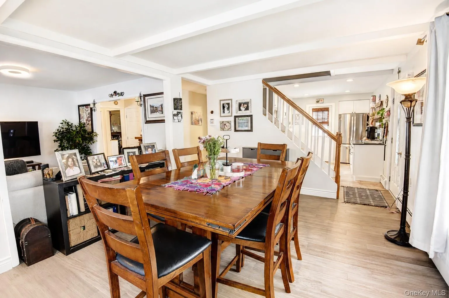 Open interchangeable floor plan Open interchangeable floor plan