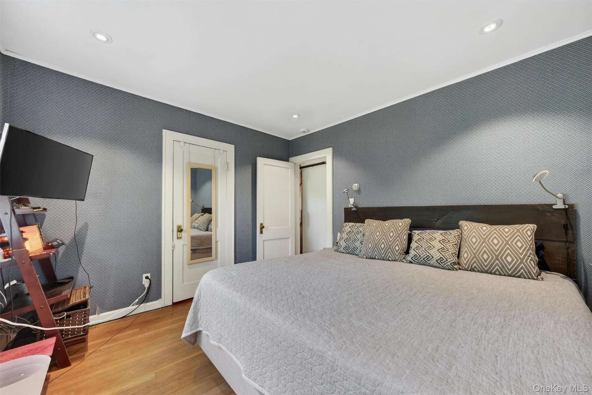 1 Bedroom 1 Bedroom