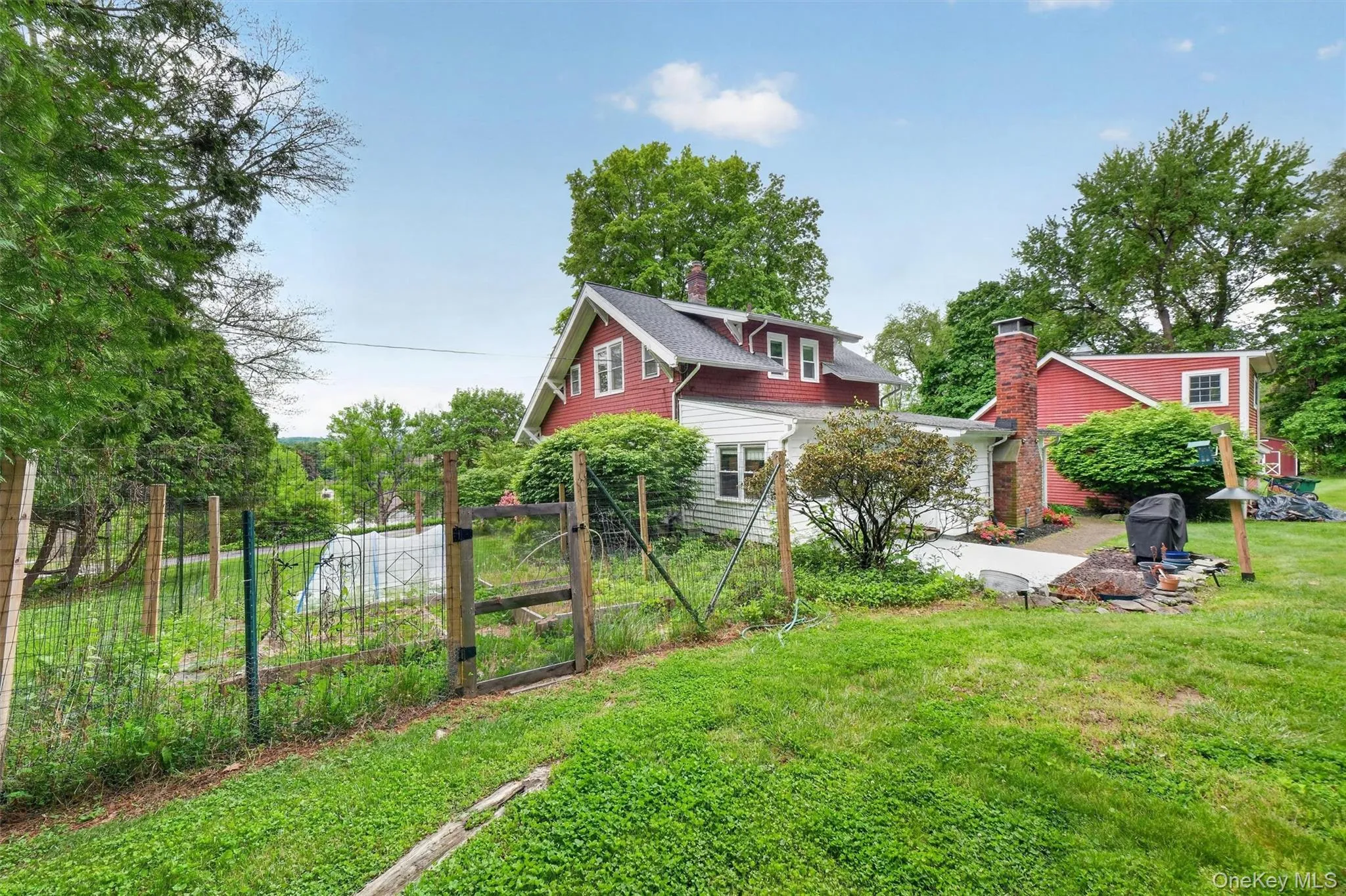 10 Edwin Road, Poughkeepsie, NY, 3 Bedrooms Bedrooms, 9 Rooms Rooms,2 BathroomsBathrooms,Residential,For Rent,Edwin,0,996738 10 Edwin Road, Poughkeepsie, NY, 3 Bedrooms Bedrooms, 9 Rooms Rooms,2 BathroomsBathrooms,Residential,For Rent,Edwin,0,996738
