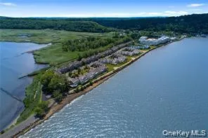 Piermont Landing looking west. Piermont Landing looking west.