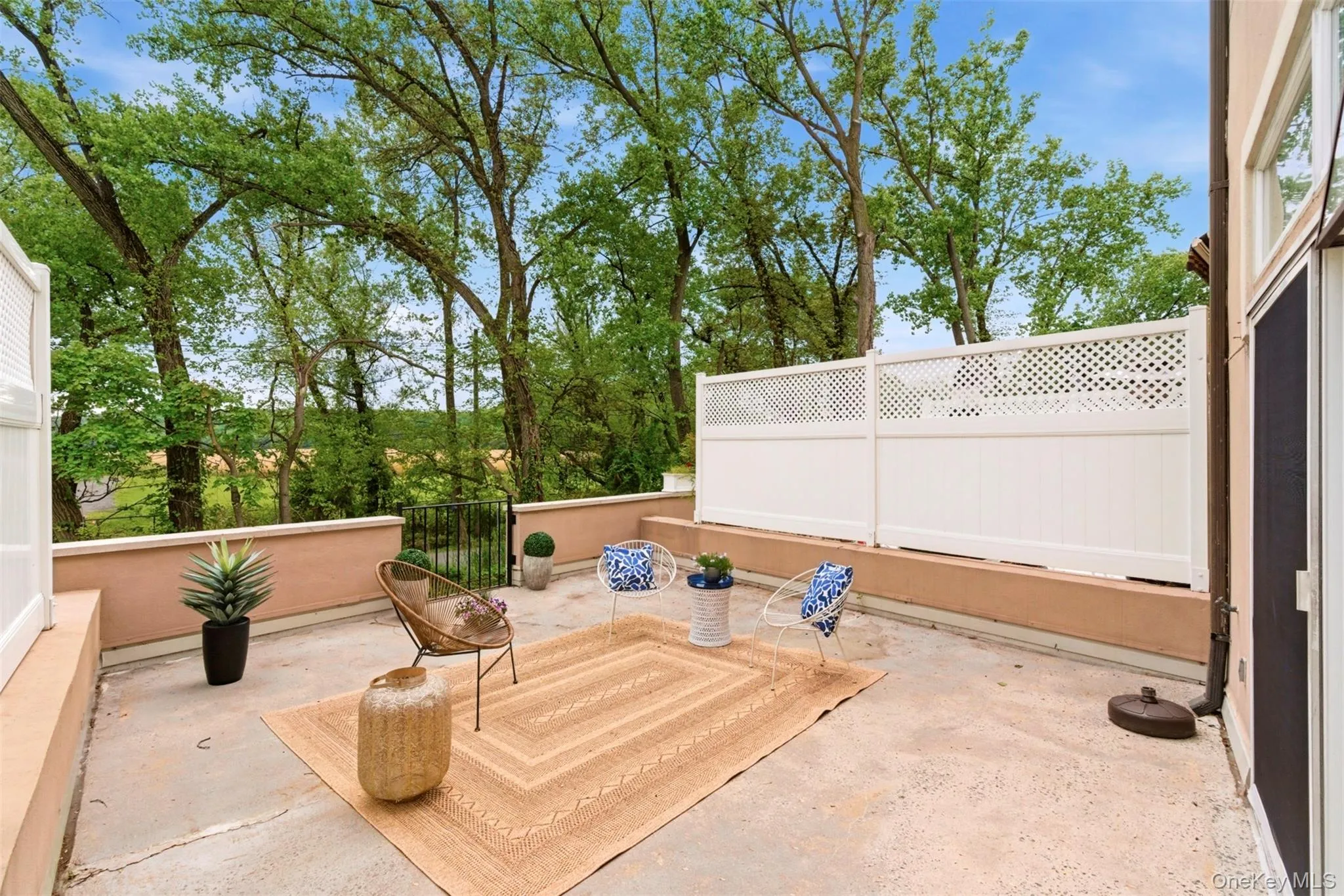 Spacious deck with seasonal views of the Hudson River & Piermont Sanctuary. Spacious deck with seasonal views of the Hudson River & Piermont Sanctuary.