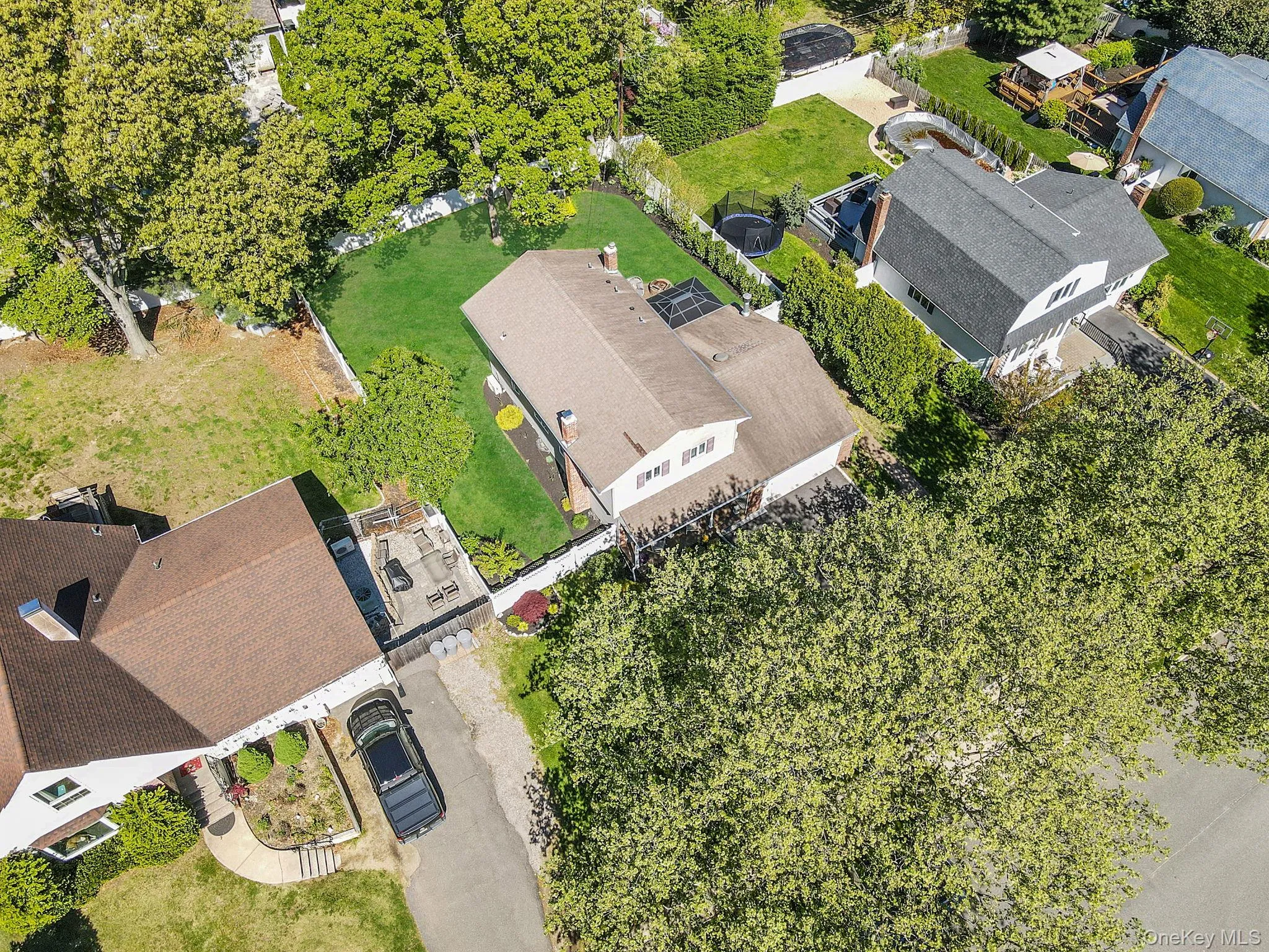 40 Boxwood Drive, Smithtown, NY, 5 Bedrooms Bedrooms, 10 Rooms Rooms,3 BathroomsBathrooms,Residential Sale,For Rent,Boxwood,0,996745 40 Boxwood Drive, Smithtown, NY, 5 Bedrooms Bedrooms, 10 Rooms Rooms,3 BathroomsBathrooms,Residential Sale,For Rent,Boxwood,0,996745