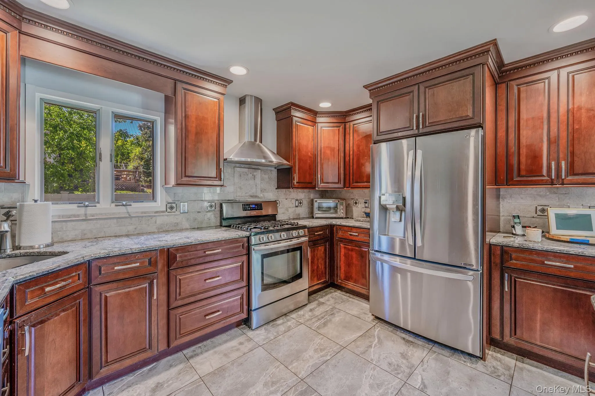 40 Boxwood Drive, Smithtown, NY, 5 Bedrooms Bedrooms, 10 Rooms Rooms,3 BathroomsBathrooms,Residential Sale,For Rent,Boxwood,0,996745 40 Boxwood Drive, Smithtown, NY, 5 Bedrooms Bedrooms, 10 Rooms Rooms,3 BathroomsBathrooms,Residential Sale,For Rent,Boxwood,0,996745