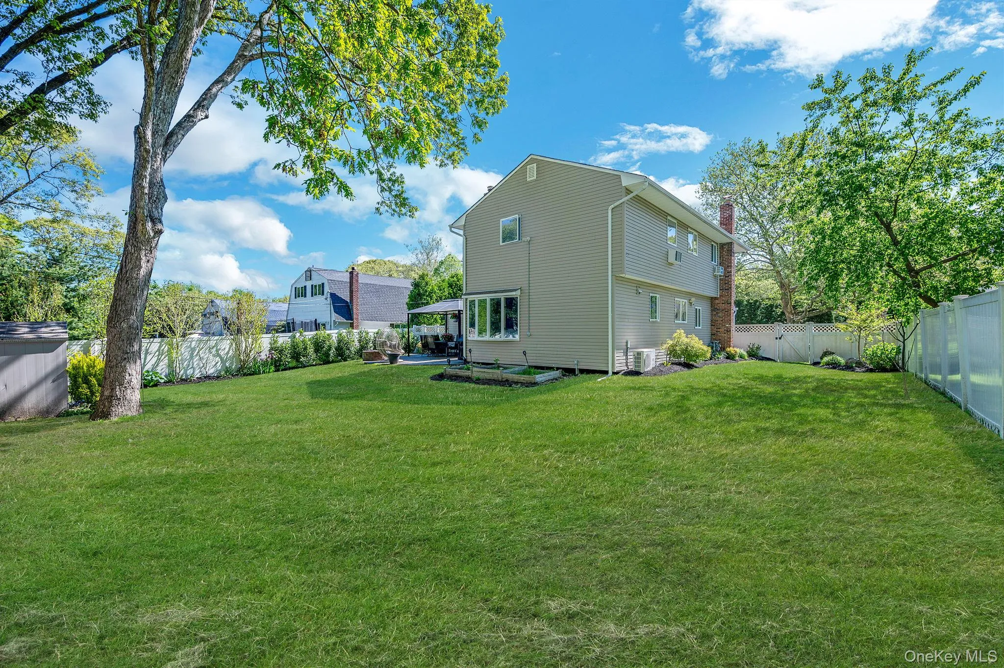 40 Boxwood Drive, Smithtown, NY, 5 Bedrooms Bedrooms, 10 Rooms Rooms,3 BathroomsBathrooms,Residential Sale,For Rent,Boxwood,0,996745 40 Boxwood Drive, Smithtown, NY, 5 Bedrooms Bedrooms, 10 Rooms Rooms,3 BathroomsBathrooms,Residential Sale,For Rent,Boxwood,0,996745