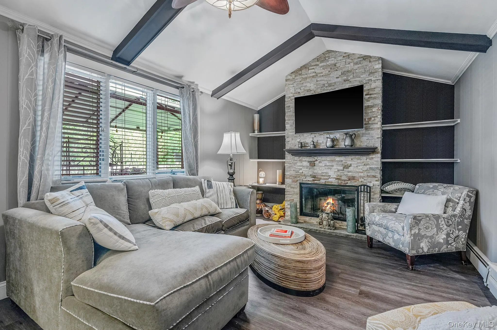 40 Boxwood Drive, Smithtown, NY, 5 Bedrooms Bedrooms, 10 Rooms Rooms,3 BathroomsBathrooms,Residential Sale,For Rent,Boxwood,0,996745 40 Boxwood Drive, Smithtown, NY, 5 Bedrooms Bedrooms, 10 Rooms Rooms,3 BathroomsBathrooms,Residential Sale,For Rent,Boxwood,0,996745
