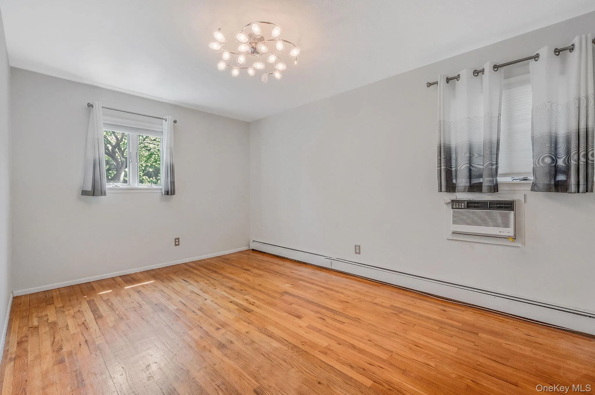 40 Boxwood Drive, Smithtown, NY, 5 Bedrooms Bedrooms, 10 Rooms Rooms,3 BathroomsBathrooms,Residential Sale,For Rent,Boxwood,0,996745 40 Boxwood Drive, Smithtown, NY, 5 Bedrooms Bedrooms, 10 Rooms Rooms,3 BathroomsBathrooms,Residential Sale,For Rent,Boxwood,0,996745