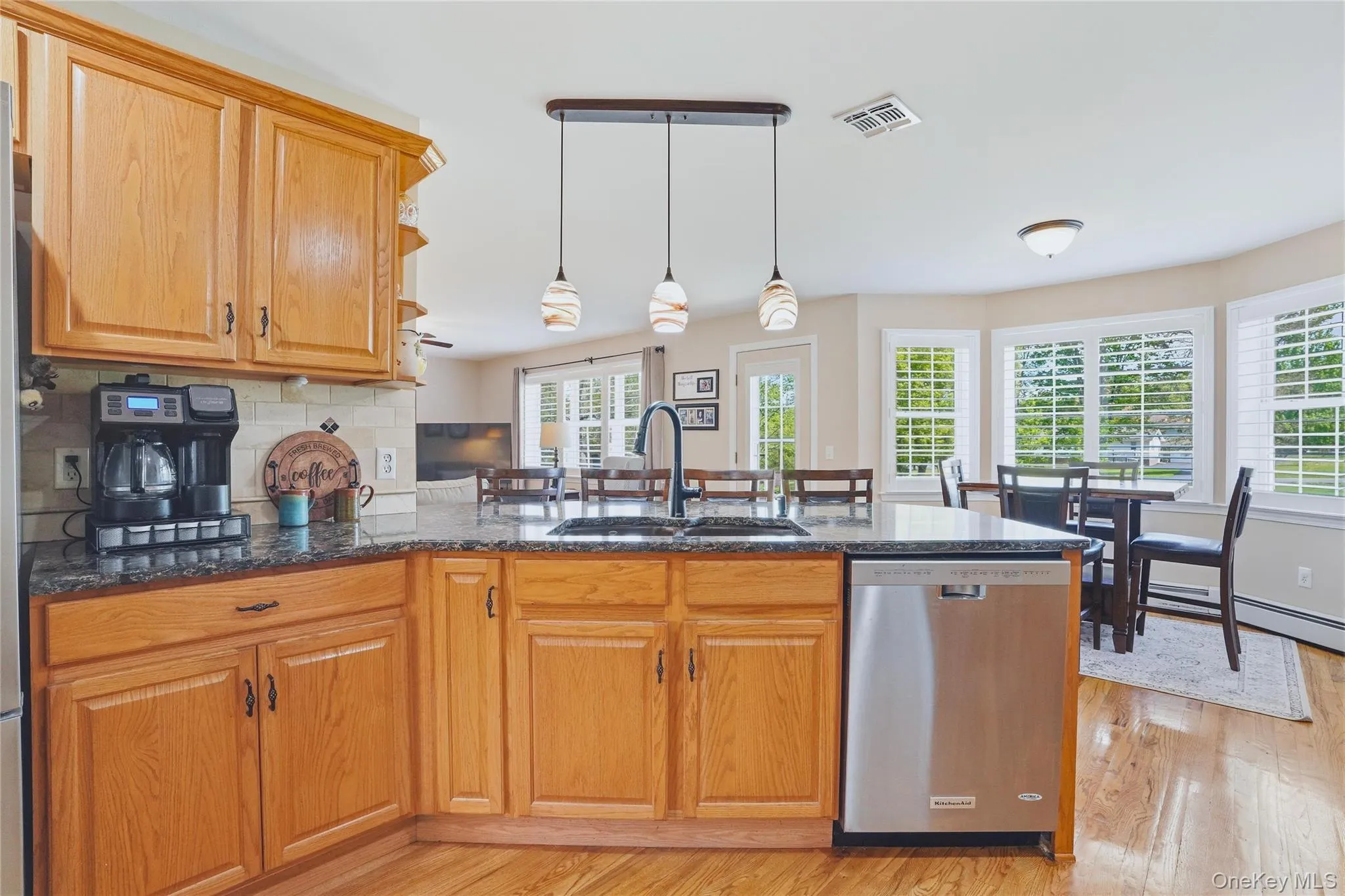 Oak cabinetry Oak cabinetry