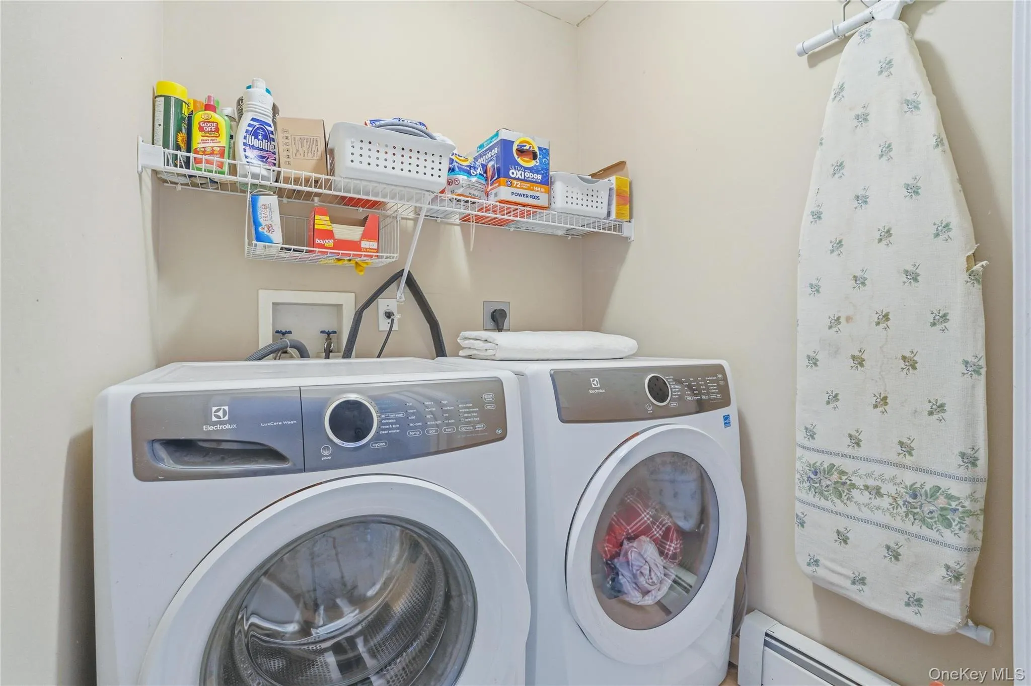 Convenient laundry room on the upper level! No more going up and down stairs with laundry baskets! Convenient laundry room on the upper level! No more going up and down stairs with laundry baskets!