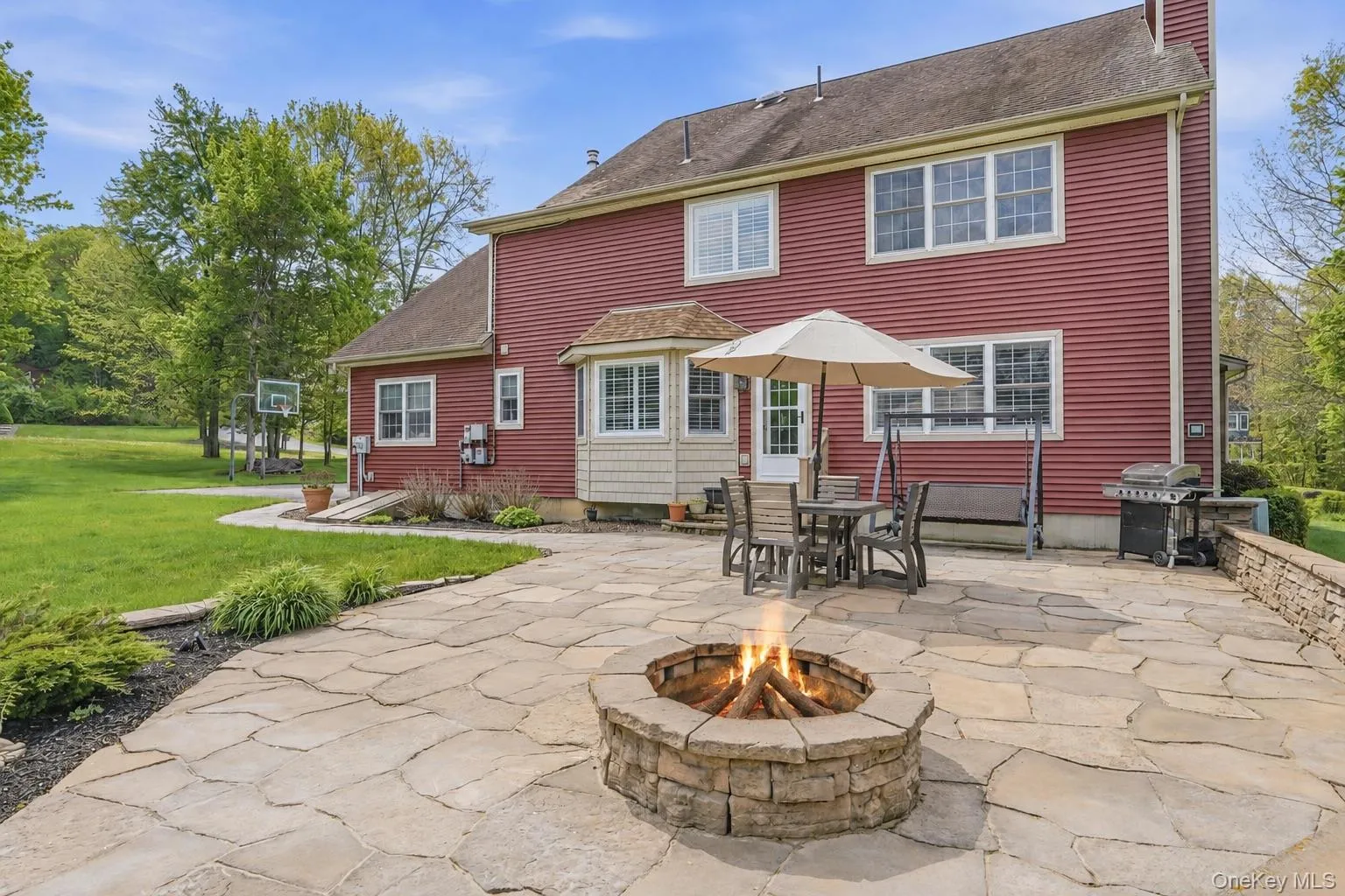 Cozy up next to the fire pit! Cozy up next to the fire pit!