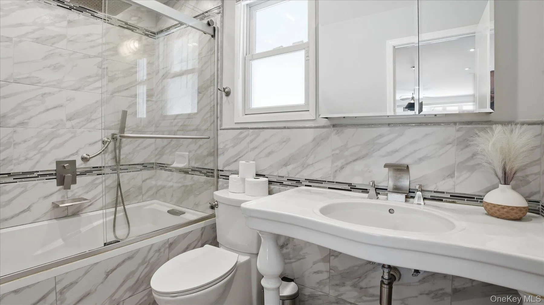 134 Washington Drive, Brookhaven, NY, 3 Bedrooms Bedrooms, 7 Rooms Rooms,2 BathroomsBathrooms,Residential,For Rent,Washington,0,996753 134 Washington Drive, Brookhaven, NY, 3 Bedrooms Bedrooms, 7 Rooms Rooms,2 BathroomsBathrooms,Residential,For Rent,Washington,0,996753