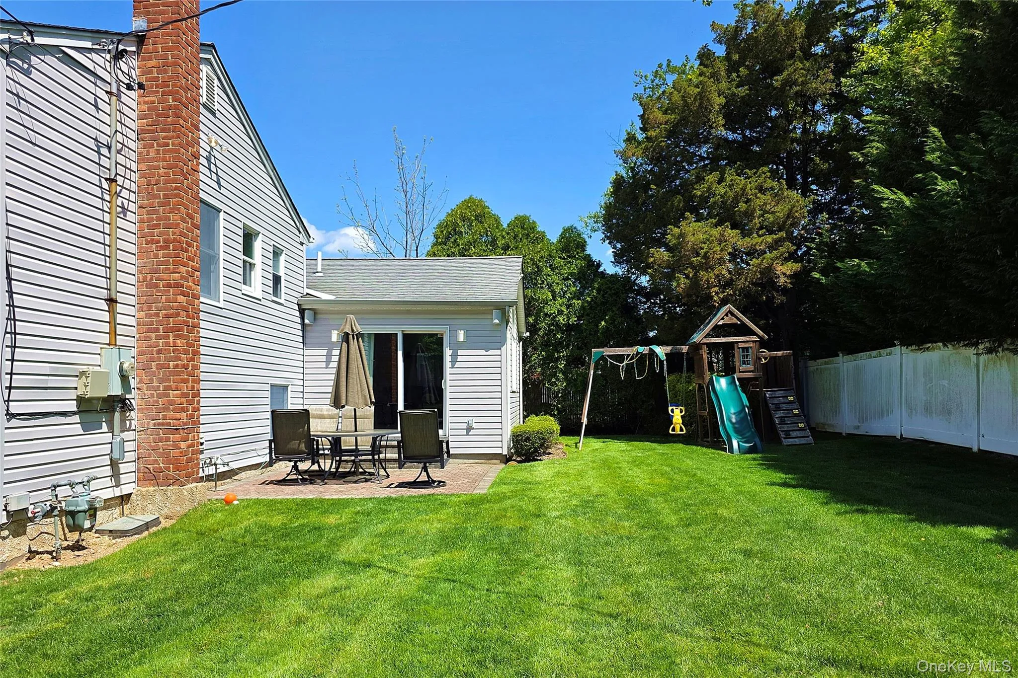 110 Briarwood Lane, Oyster Bay, NY, 3 Bedrooms Bedrooms, 9 Rooms Rooms,2 BathroomsBathrooms,Residential Lease,For Rent,Briarwood,0,996764 110 Briarwood Lane, Oyster Bay, NY, 3 Bedrooms Bedrooms, 9 Rooms Rooms,2 BathroomsBathrooms,Residential Lease,For Rent,Briarwood,0,996764