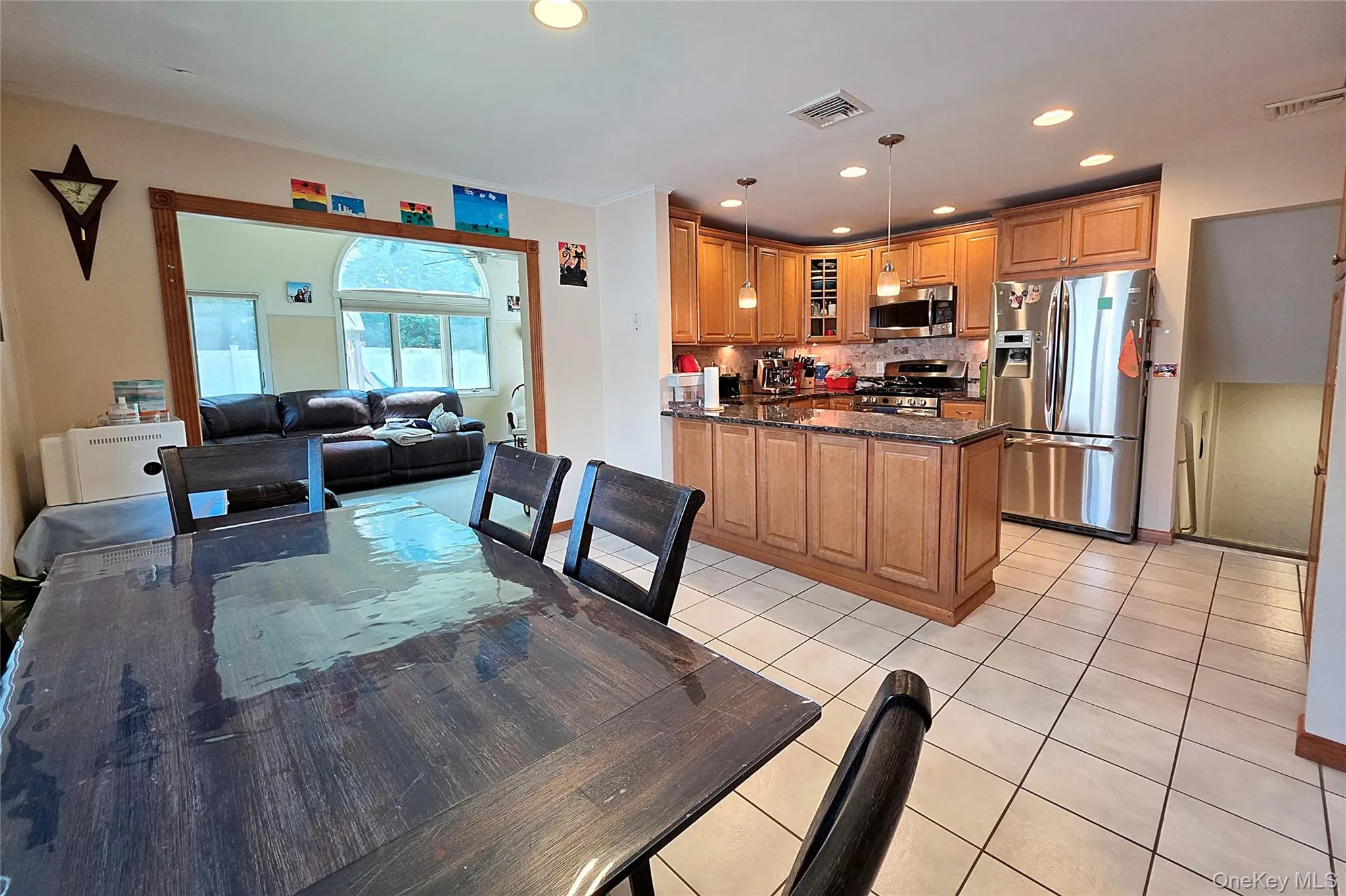 110 Briarwood Lane, Oyster Bay, NY, 3 Bedrooms Bedrooms, 9 Rooms Rooms,2 BathroomsBathrooms,Residential Lease,For Rent,Briarwood,0,996764 110 Briarwood Lane, Oyster Bay, NY, 3 Bedrooms Bedrooms, 9 Rooms Rooms,2 BathroomsBathrooms,Residential Lease,For Rent,Briarwood,0,996764