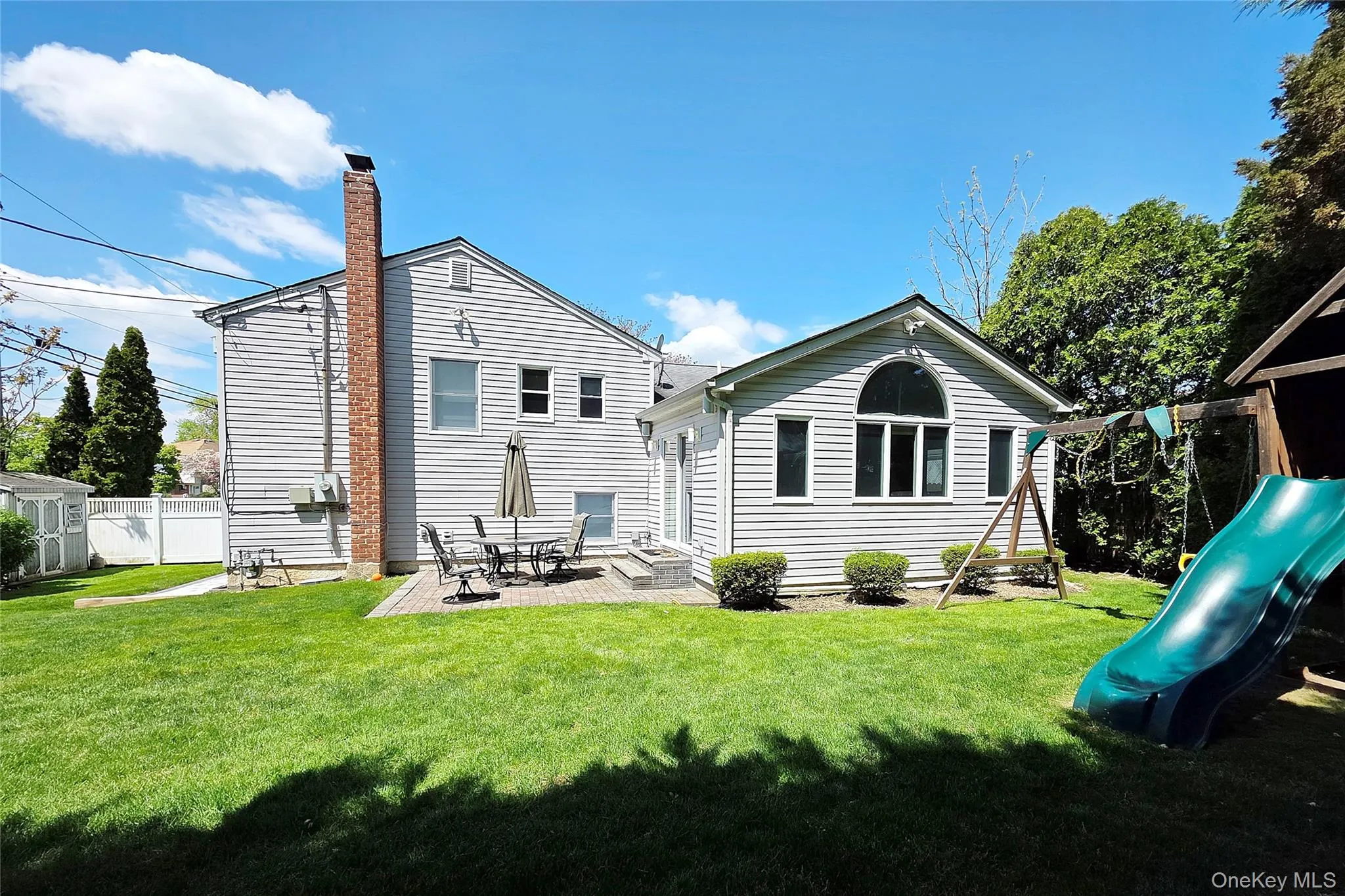 110 Briarwood Lane, Oyster Bay, NY, 3 Bedrooms Bedrooms, 9 Rooms Rooms,2 BathroomsBathrooms,Residential Lease,For Rent,Briarwood,0,996764 110 Briarwood Lane, Oyster Bay, NY, 3 Bedrooms Bedrooms, 9 Rooms Rooms,2 BathroomsBathrooms,Residential Lease,For Rent,Briarwood,0,996764