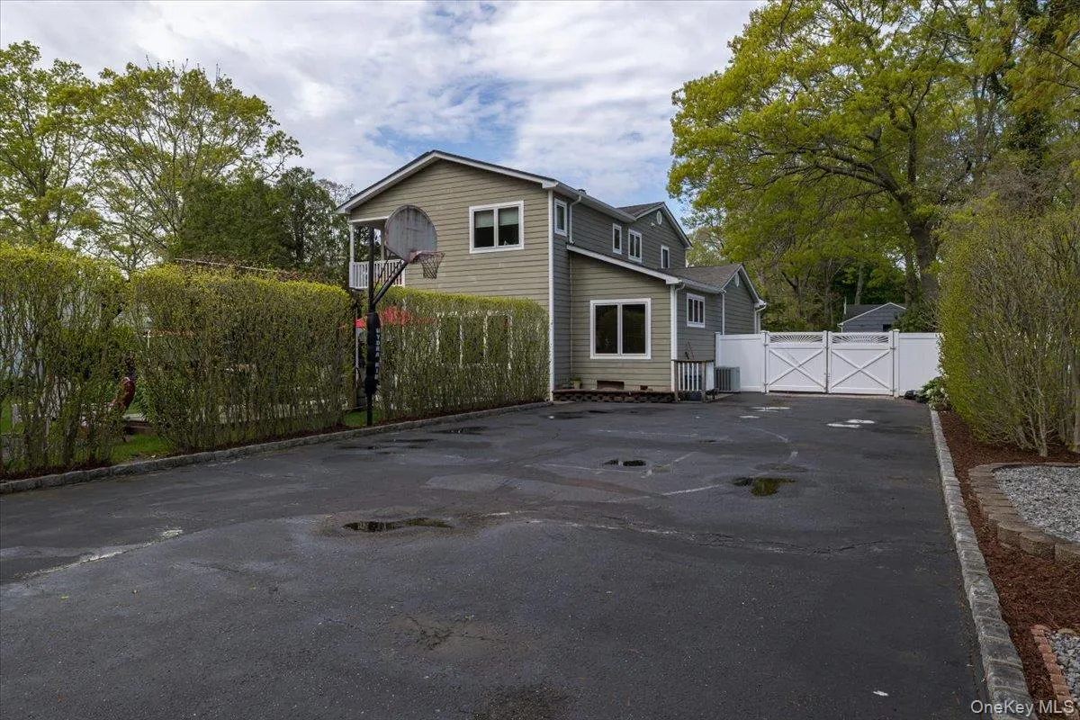 432 Puritan Drive, Brookhaven, NY, 4 Bedrooms Bedrooms, 10 Rooms Rooms,4 BathroomsBathrooms,Residential,For Rent,Puritan,0,996781 432 Puritan Drive, Brookhaven, NY, 4 Bedrooms Bedrooms, 10 Rooms Rooms,4 BathroomsBathrooms,Residential,For Rent,Puritan,0,996781