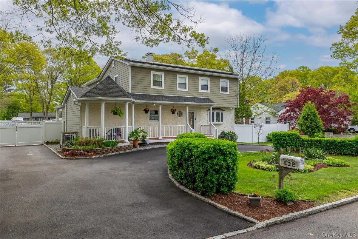 432 Puritan Drive, Brookhaven, NY, 4 Bedrooms Bedrooms, 10 Rooms Rooms,4 BathroomsBathrooms,Residential,For Rent,Puritan,0,996781 432 Puritan Drive, Brookhaven, NY, 4 Bedrooms Bedrooms, 10 Rooms Rooms,4 BathroomsBathrooms,Residential,For Rent,Puritan,0,996781