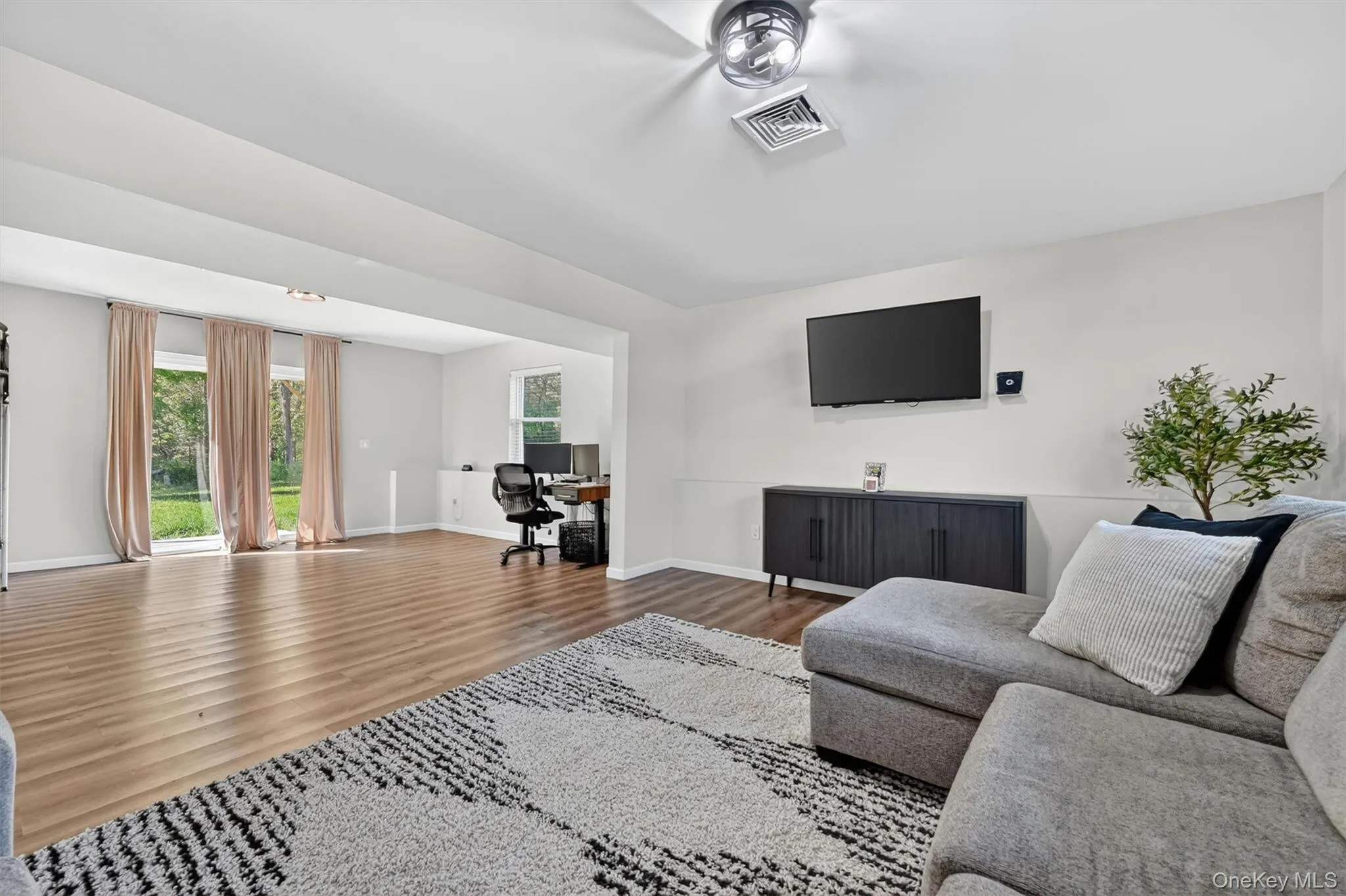153 Ridge Drive, Middletown, NY, 3 Bedrooms Bedrooms, 8 Rooms Rooms,3 BathroomsBathrooms,Residential Sale,For Rent,Ridge,0,996792 153 Ridge Drive, Middletown, NY, 3 Bedrooms Bedrooms, 8 Rooms Rooms,3 BathroomsBathrooms,Residential Sale,For Rent,Ridge,0,996792