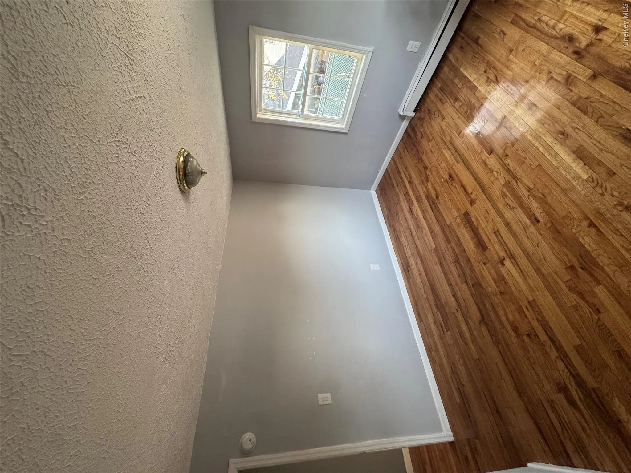 1005 Broadway, Hempstead, NY, 3 Bedrooms Bedrooms, 5 Rooms Rooms,1 BathroomBathrooms,Residential Lease,For Rent,Broadway,0,996801 1005 Broadway, Hempstead, NY, 3 Bedrooms Bedrooms, 5 Rooms Rooms,1 BathroomBathrooms,Residential Lease,For Rent,Broadway,0,996801