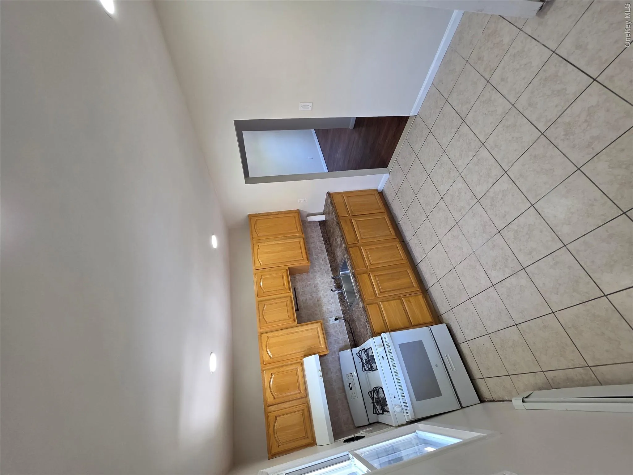 523 Hawthorne Avenue, Hempstead, NY, 3 Bedrooms Bedrooms, 6 Rooms Rooms,1 BathroomBathrooms,Residential Lease,For Rent,Hawthorne,0,996802 523 Hawthorne Avenue, Hempstead, NY, 3 Bedrooms Bedrooms, 6 Rooms Rooms,1 BathroomBathrooms,Residential Lease,For Rent,Hawthorne,0,996802