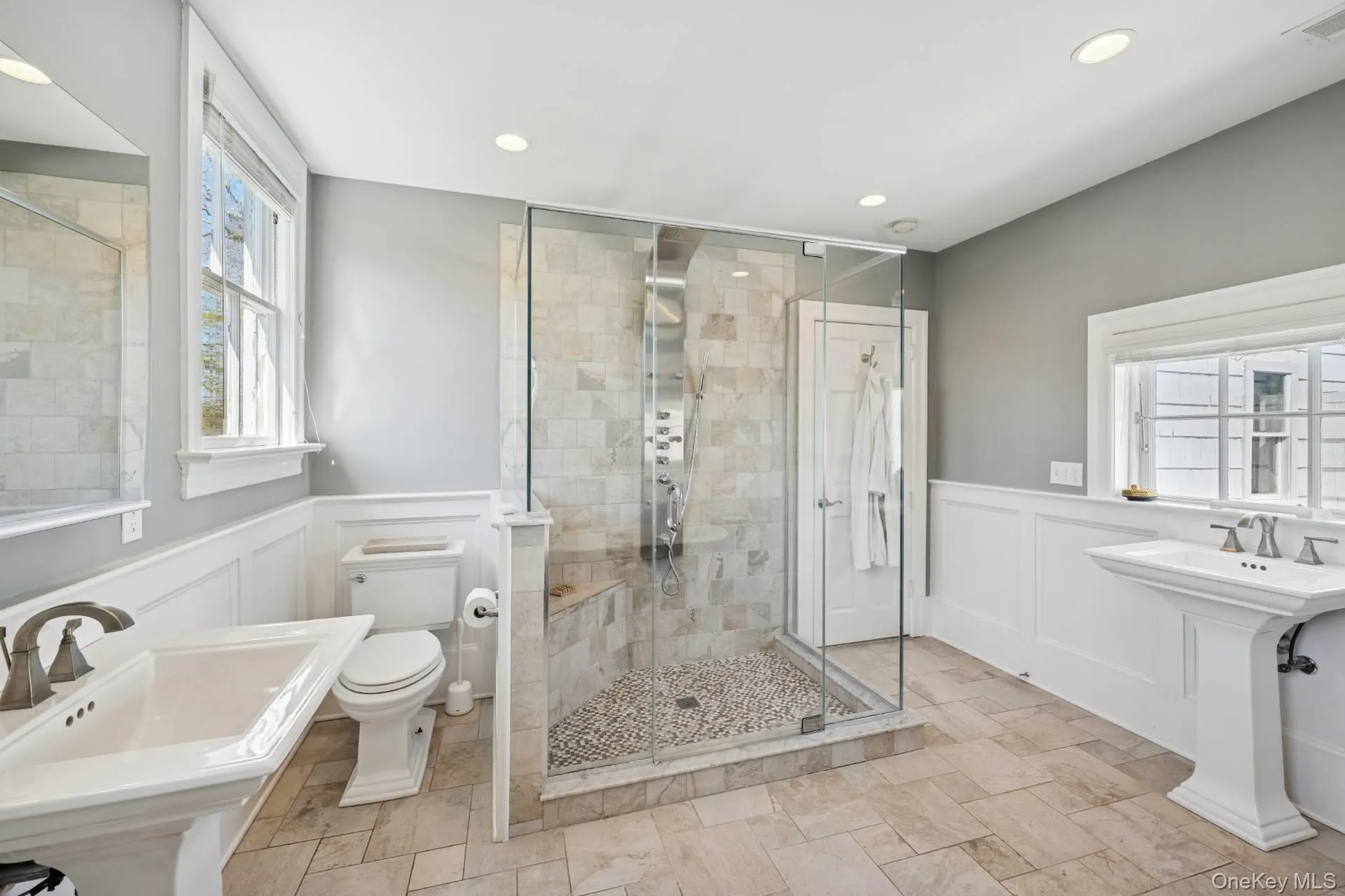 189 Main Street, Southampton, NY, 6 Bedrooms Bedrooms, 9 Rooms Rooms,3 BathroomsBathrooms,Residential Lease,For Rent,Main,0,996807 189 Main Street, Southampton, NY, 6 Bedrooms Bedrooms, 9 Rooms Rooms,3 BathroomsBathrooms,Residential Lease,For Rent,Main,0,996807