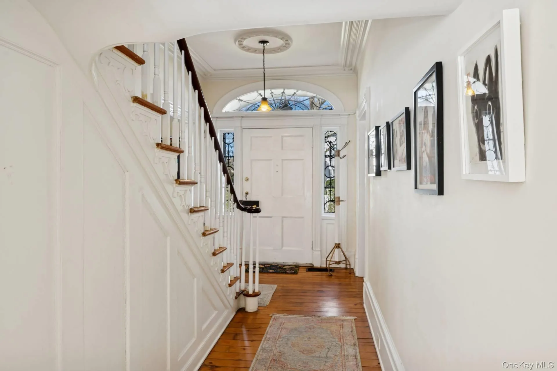 189 Main Street, Southampton, NY, 6 Bedrooms Bedrooms, 9 Rooms Rooms,3 BathroomsBathrooms,Residential Lease,For Rent,Main,0,996807 189 Main Street, Southampton, NY, 6 Bedrooms Bedrooms, 9 Rooms Rooms,3 BathroomsBathrooms,Residential Lease,For Rent,Main,0,996807