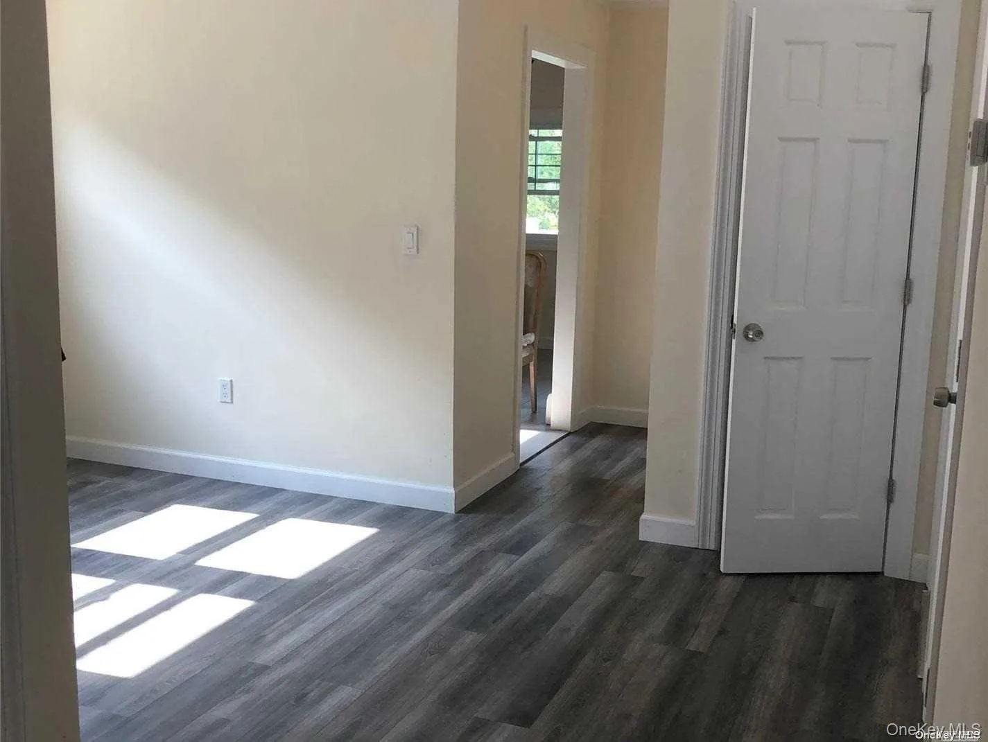 422 Chester Street, Long Beach, NY, 2 Bedrooms Bedrooms, 5 Rooms Rooms,1 BathroomBathrooms,Residential Lease,For Rent,Chester,0,996809 422 Chester Street, Long Beach, NY, 2 Bedrooms Bedrooms, 5 Rooms Rooms,1 BathroomBathrooms,Residential Lease,For Rent,Chester,0,996809