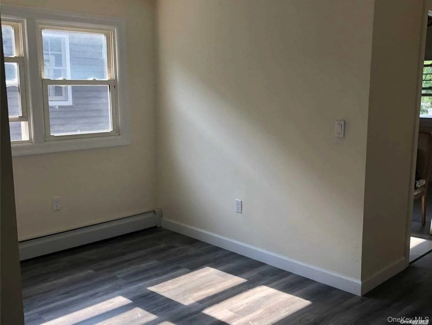 422 Chester Street, Long Beach, NY, 2 Bedrooms Bedrooms, 5 Rooms Rooms,1 BathroomBathrooms,Residential Lease,For Rent,Chester,0,996809 422 Chester Street, Long Beach, NY, 2 Bedrooms Bedrooms, 5 Rooms Rooms,1 BathroomBathrooms,Residential Lease,For Rent,Chester,0,996809